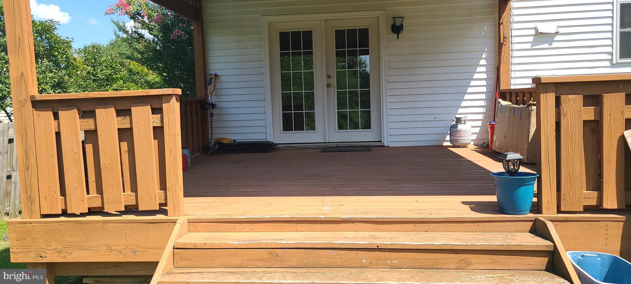 ROLLINGWOOD VILLAGE - Residential Lease