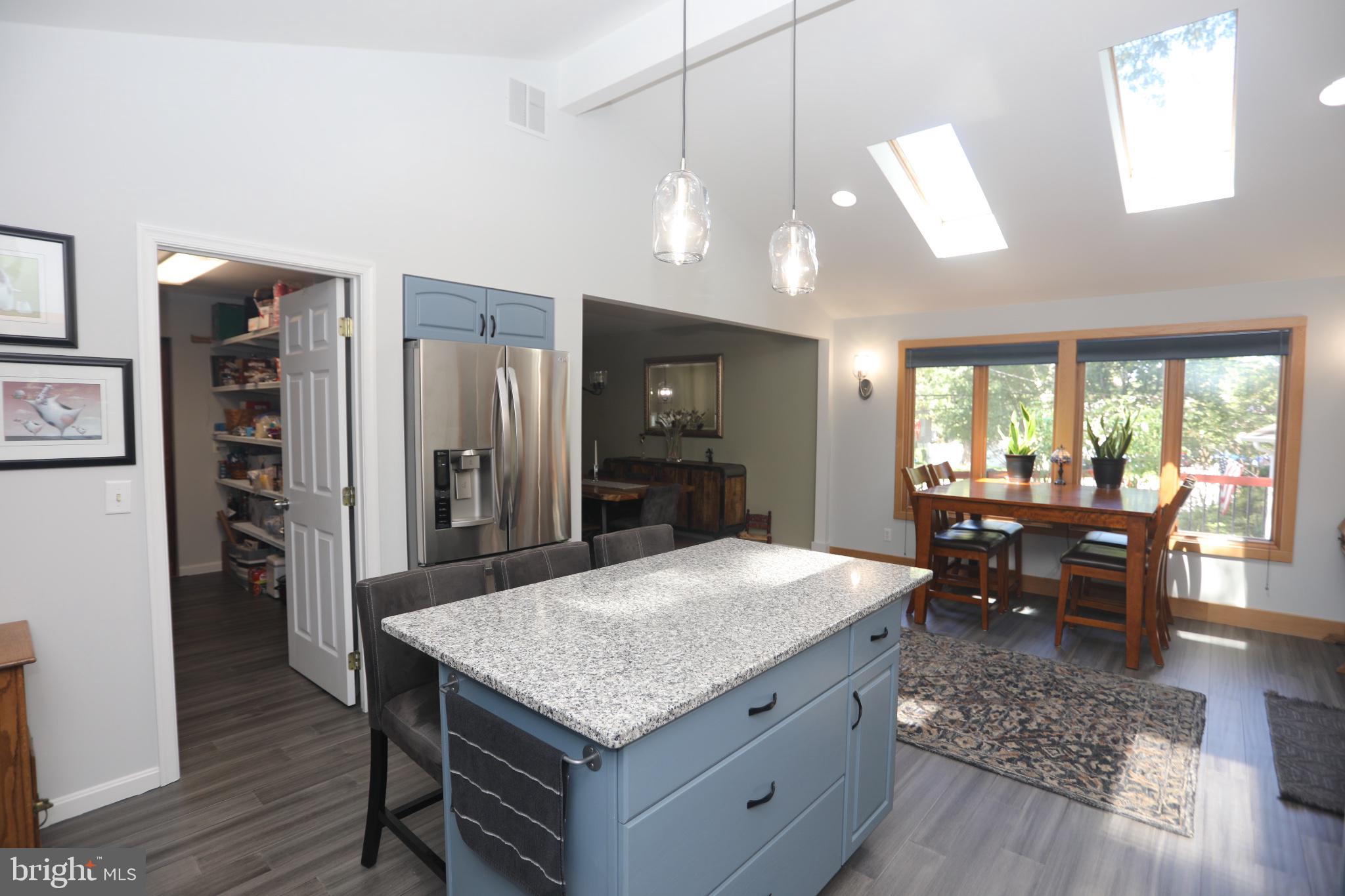 285 ARUNDEL BEACH ROAD
