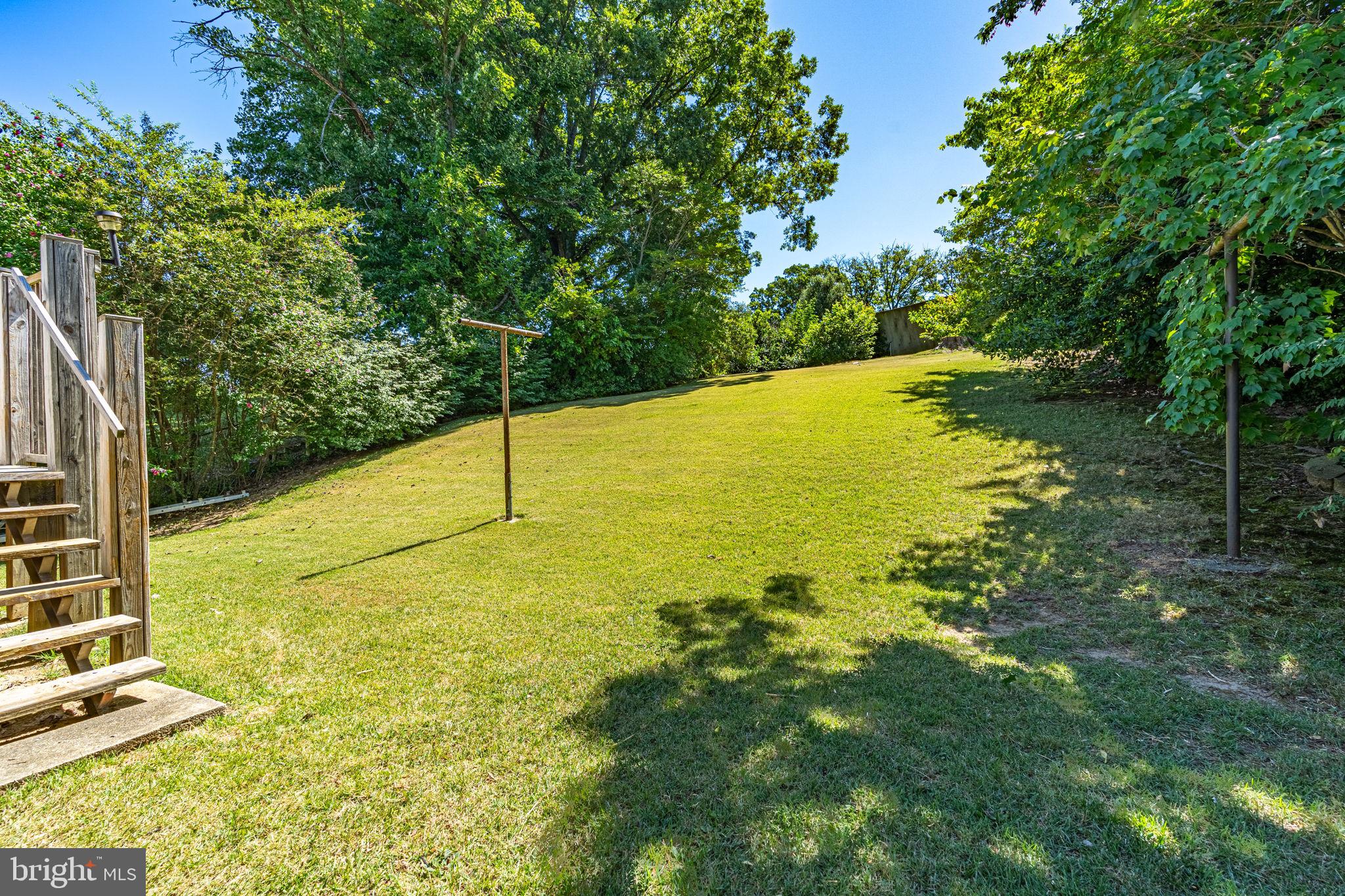 LANDOVER HILLS - Residential