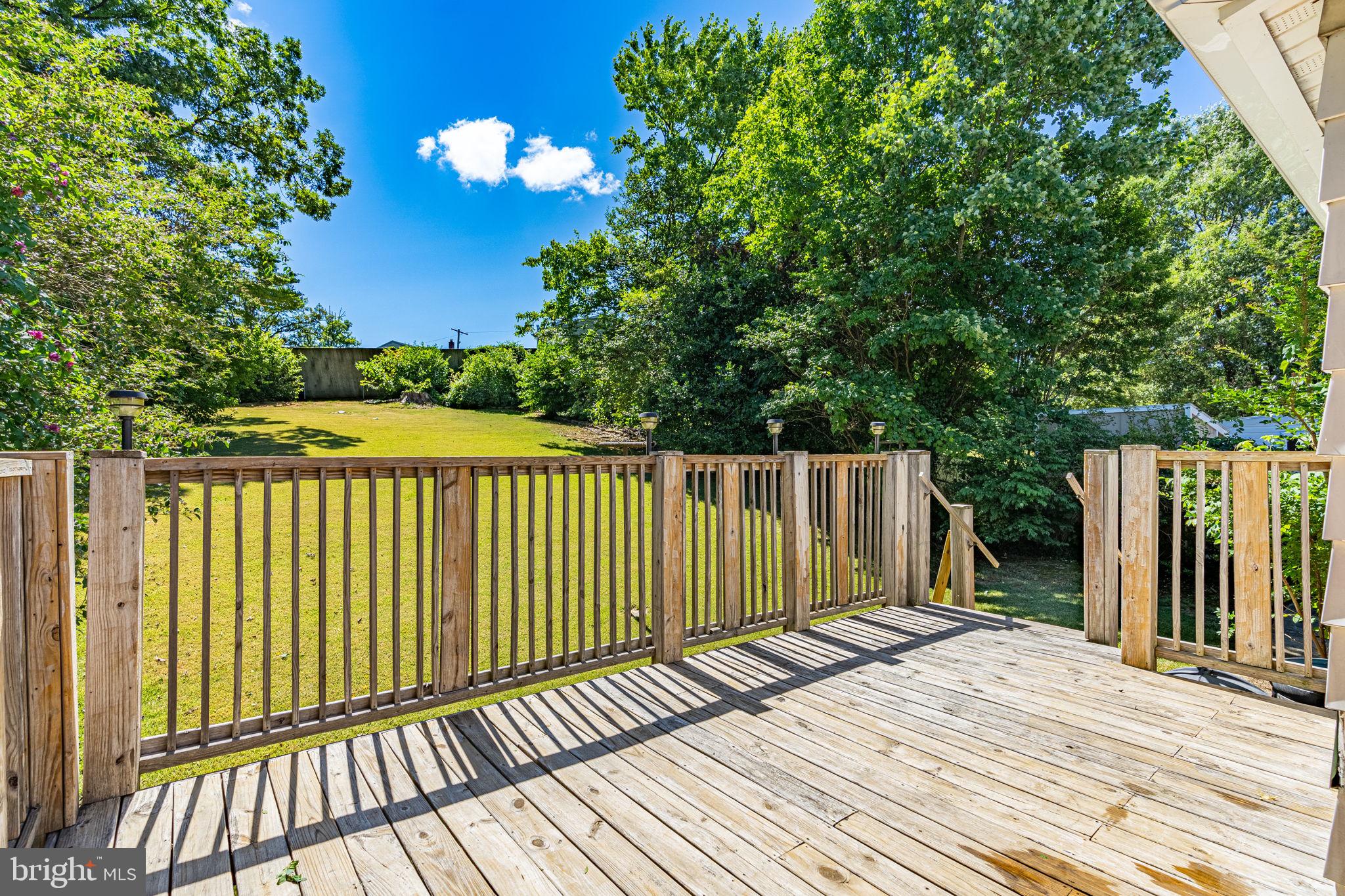 LANDOVER HILLS - Residential