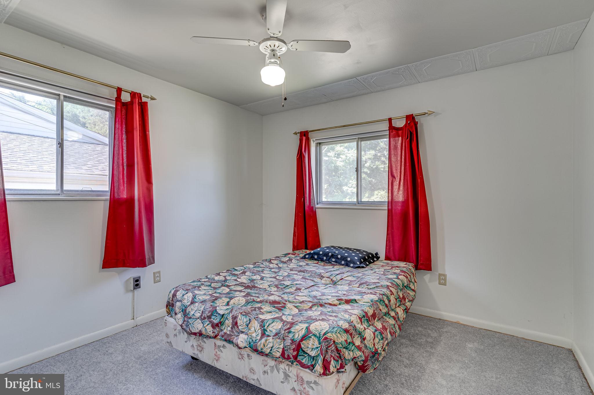 LANDOVER HILLS - Residential