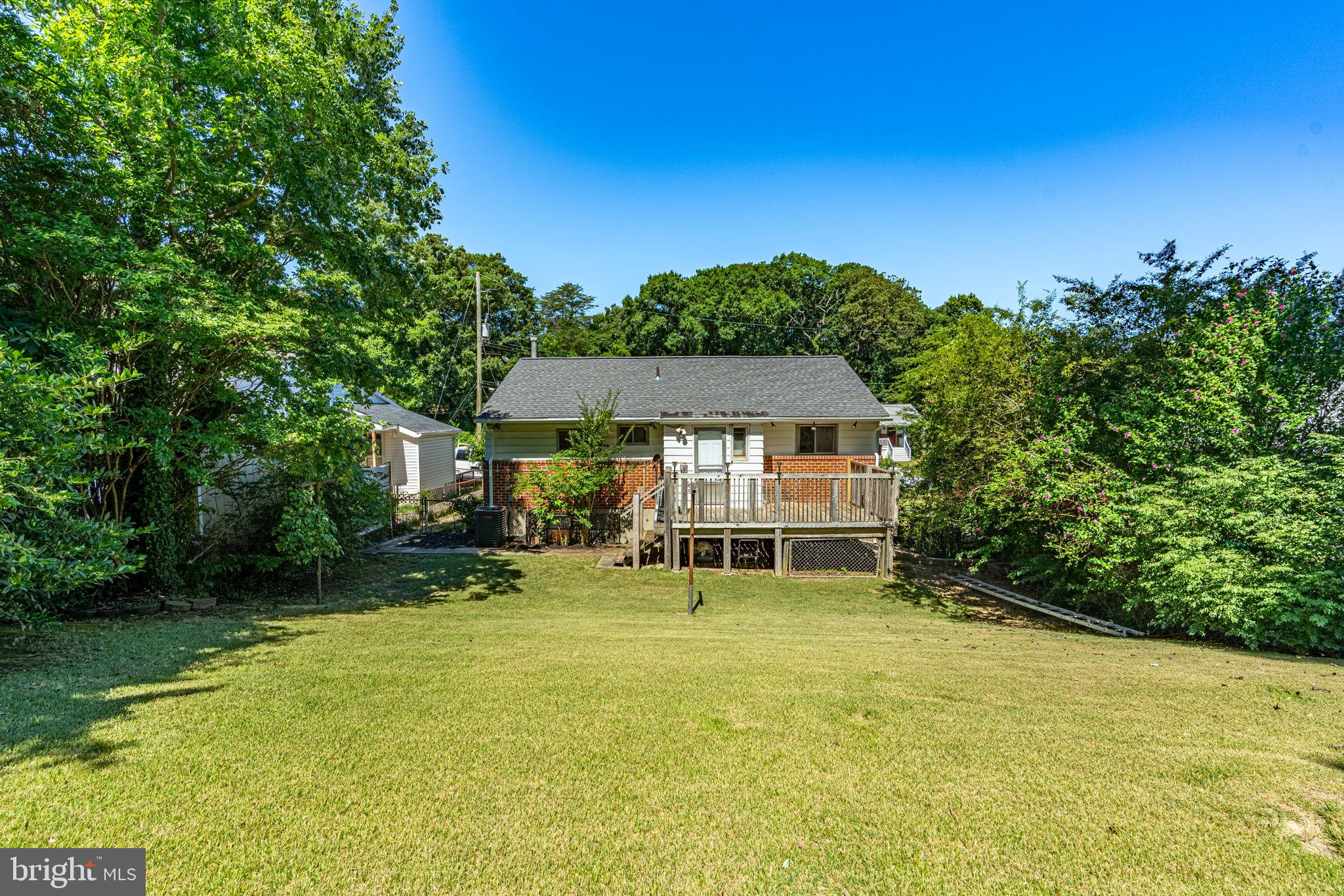 LANDOVER HILLS - Residential