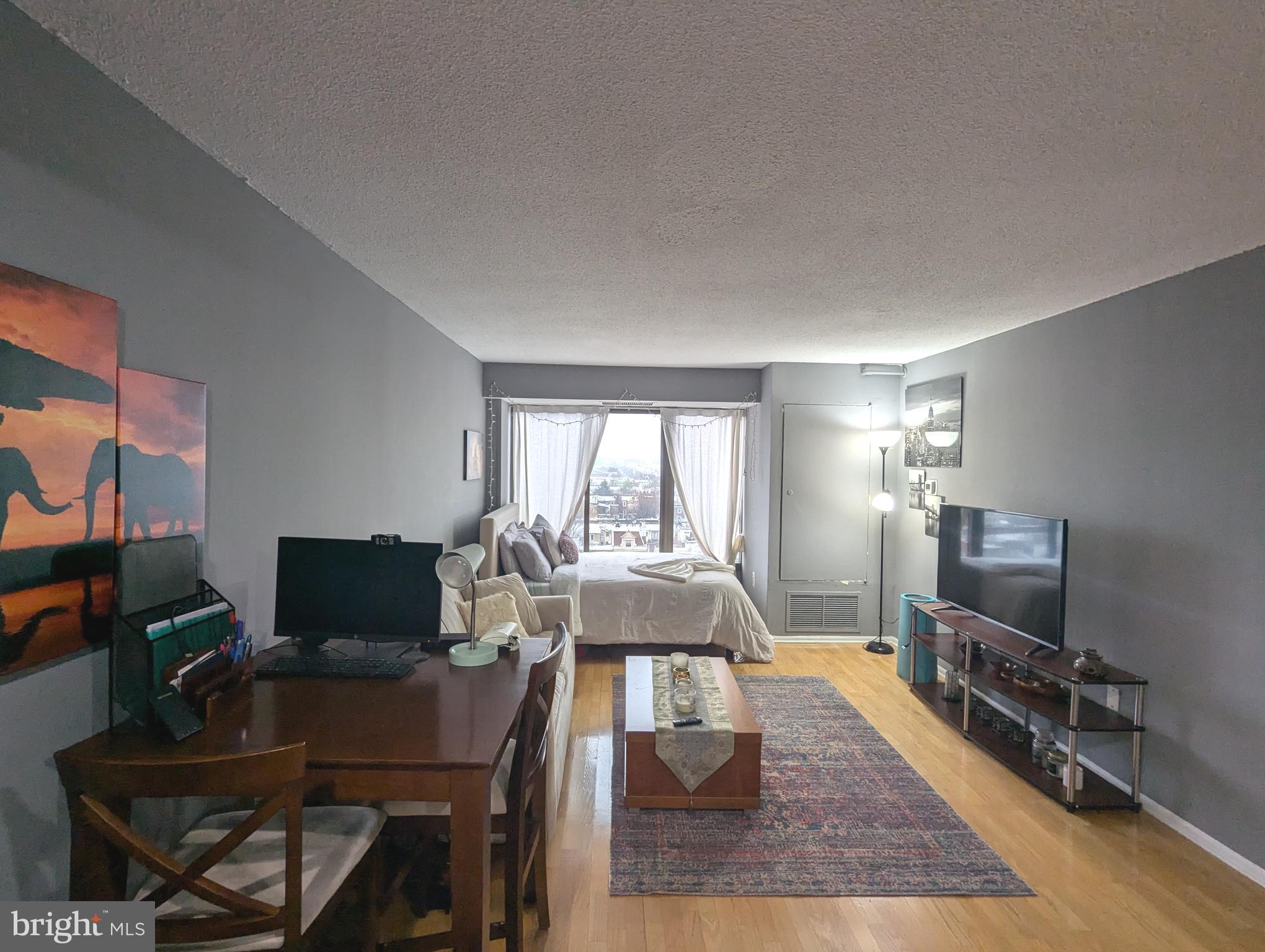 ART MUSEUM AREA - Residential