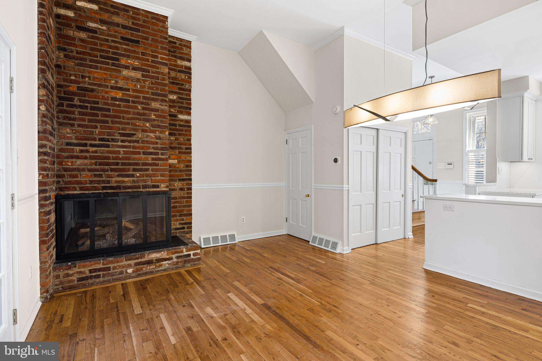 WASHINGTON SQ WEST - Residential