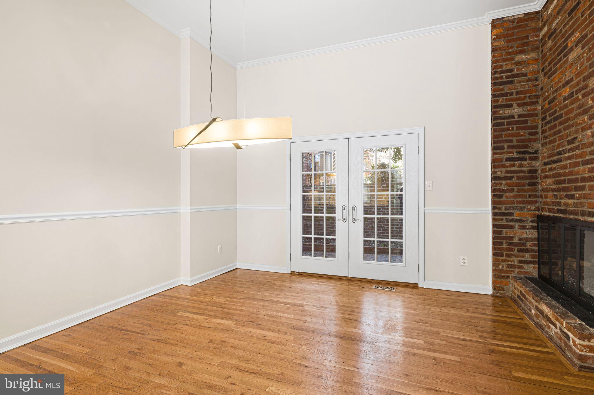 WASHINGTON SQ WEST - Residential