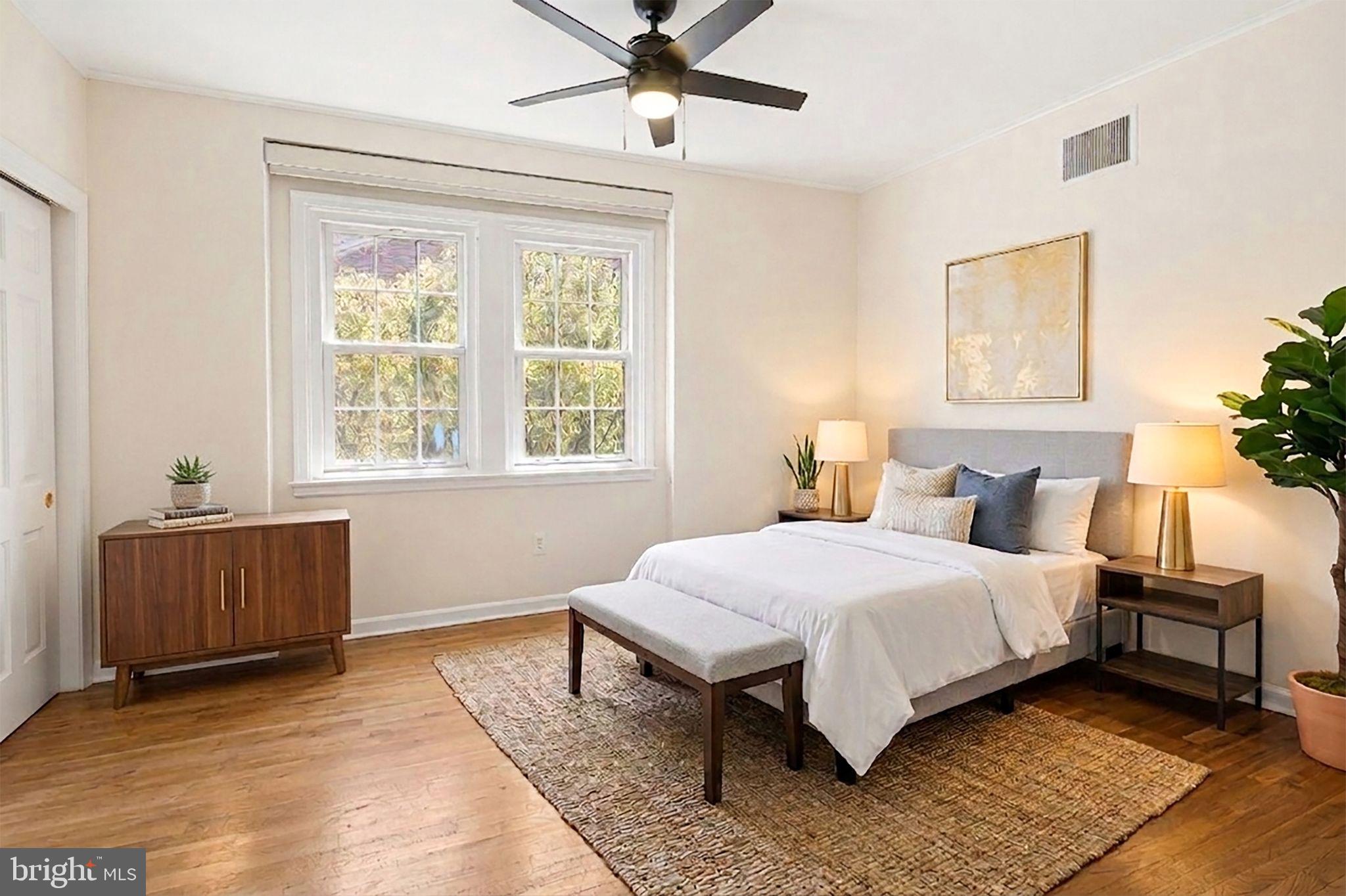 WASHINGTON SQ WEST - Residential