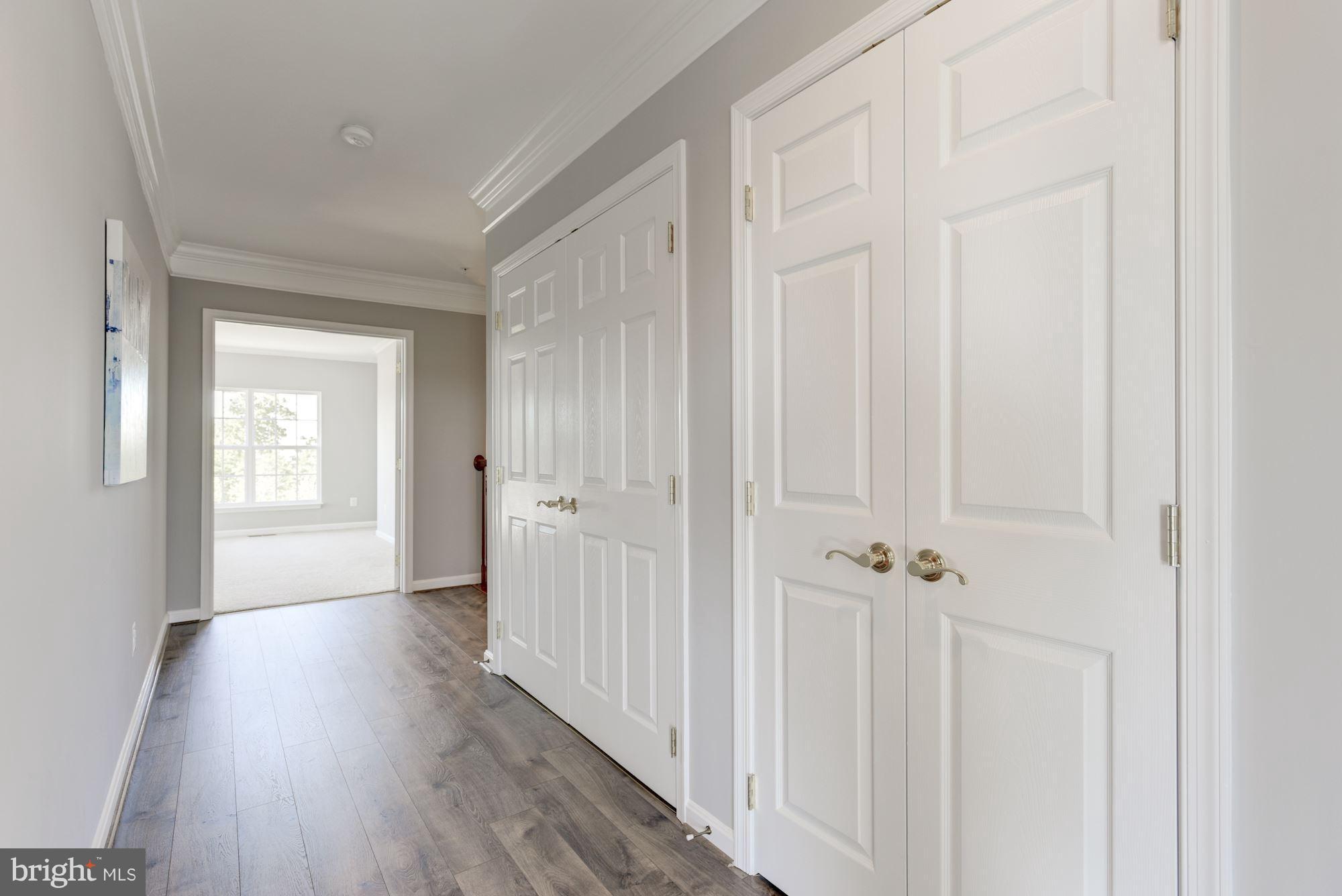 LANSDOWNE TOWN CENTER CONDOS - Residential