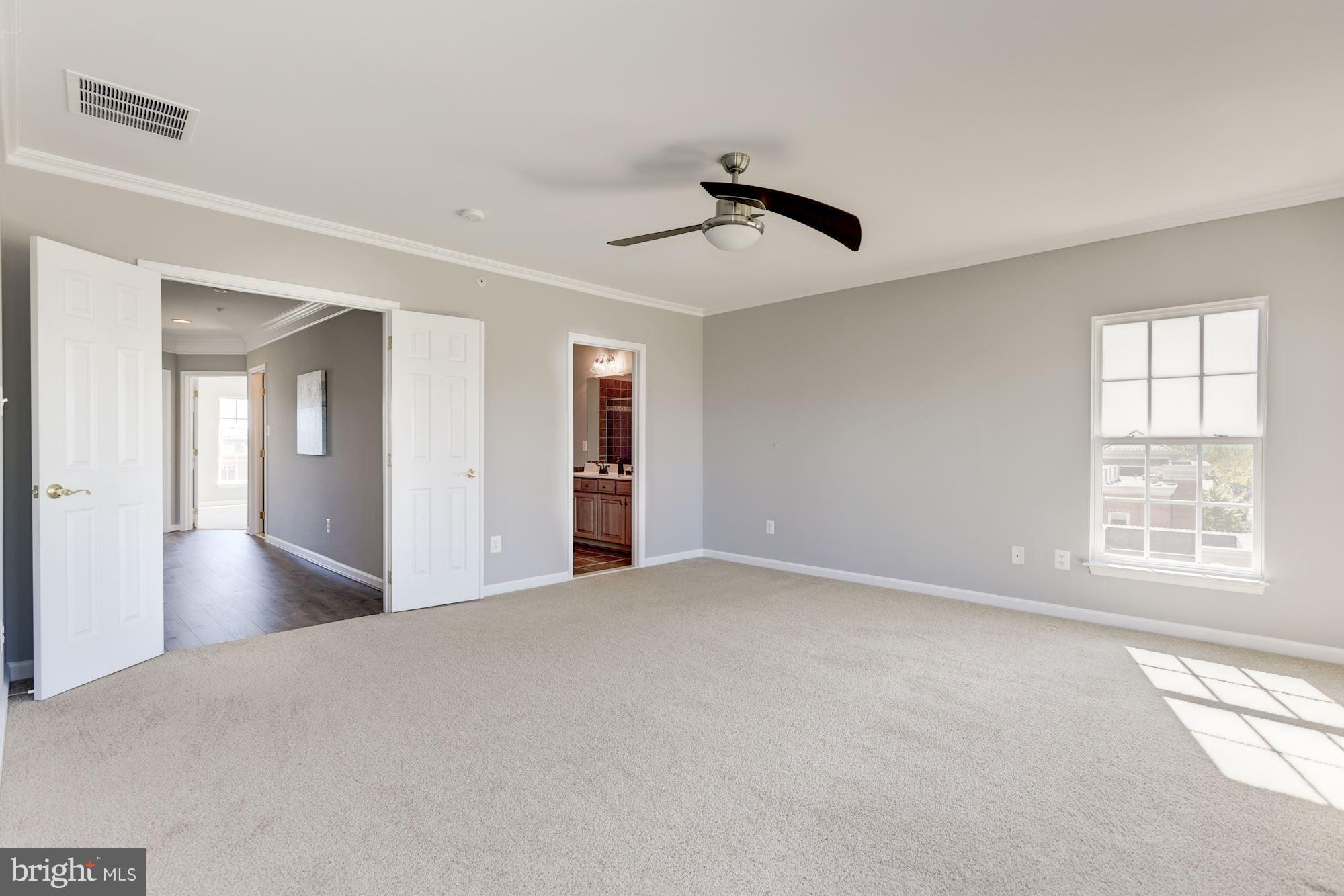 LANSDOWNE TOWN CENTER CONDOS - Residential