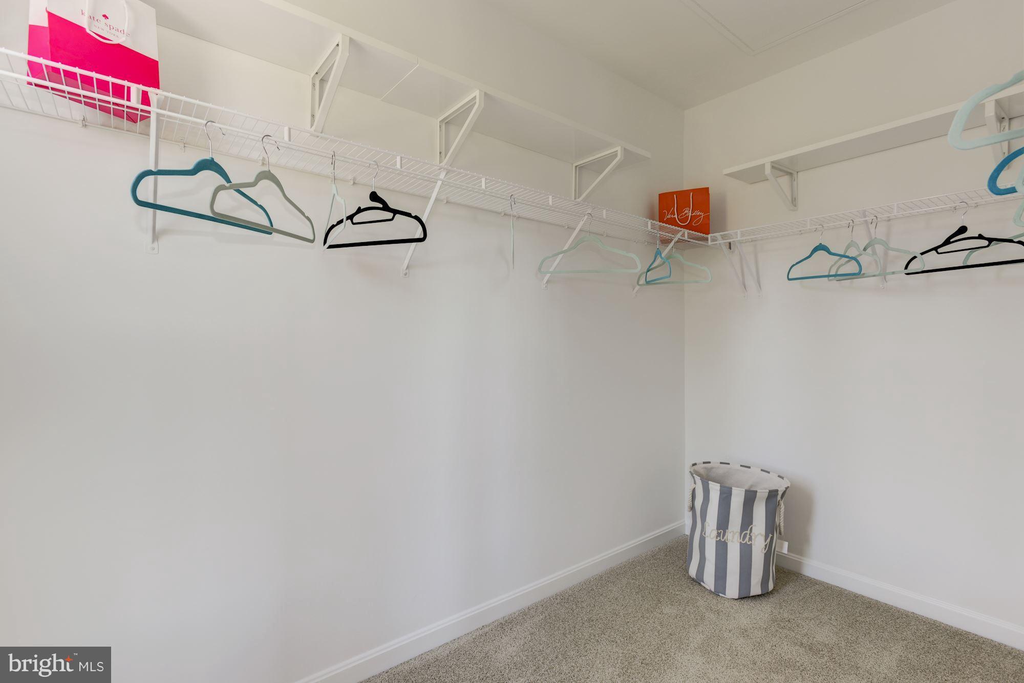 LANSDOWNE TOWN CENTER CONDOS - Residential