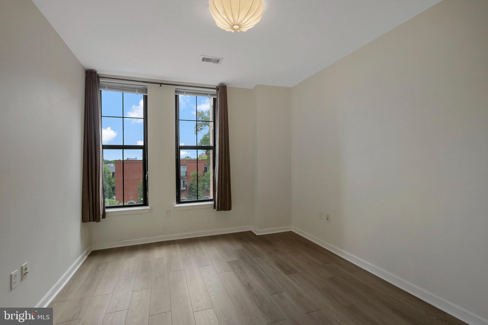 THE SPECTRUM - Residential