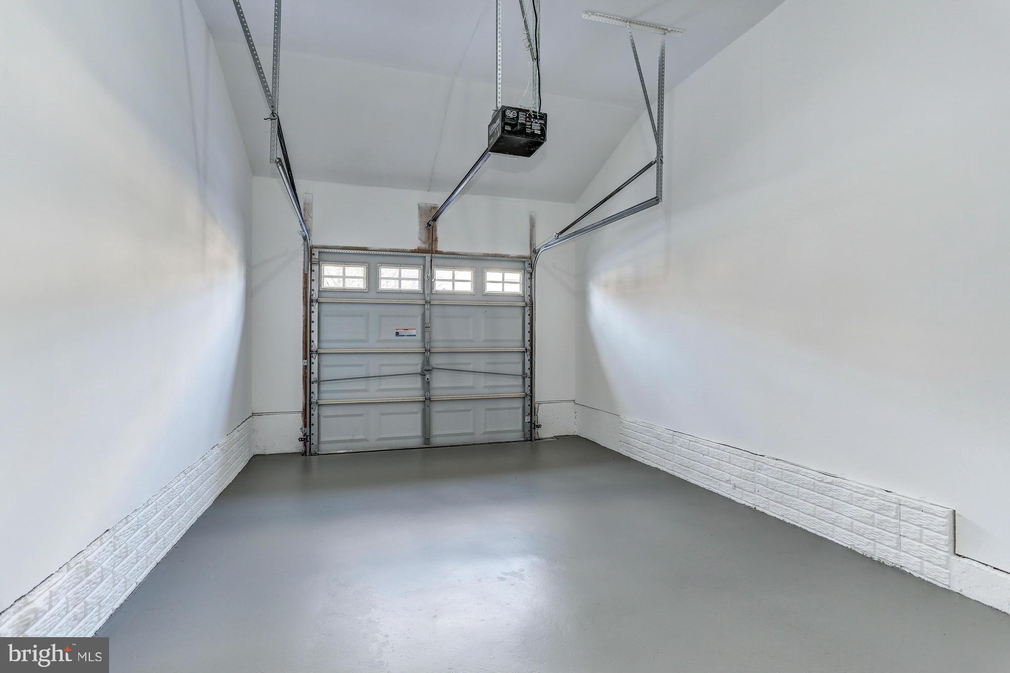 BELMONT LAND BAY - Residential