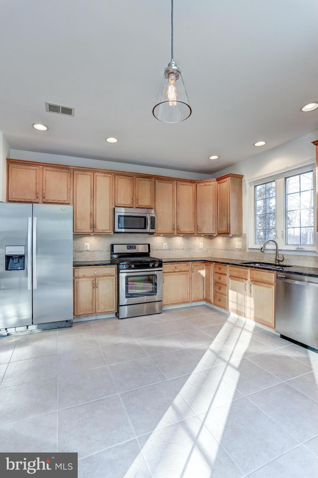 BELMONT LAND BAY - Residential