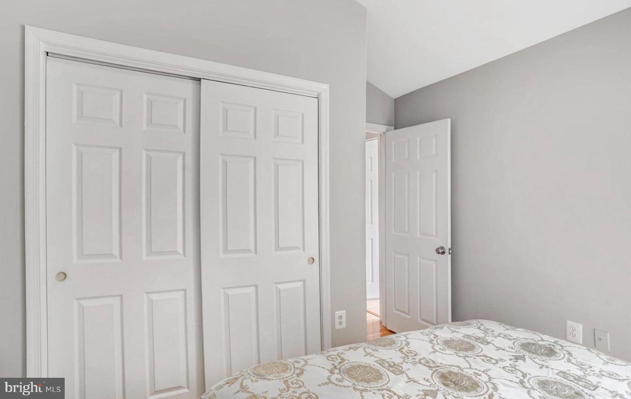 GREENS AT FAIR LAKES - Residential Lease