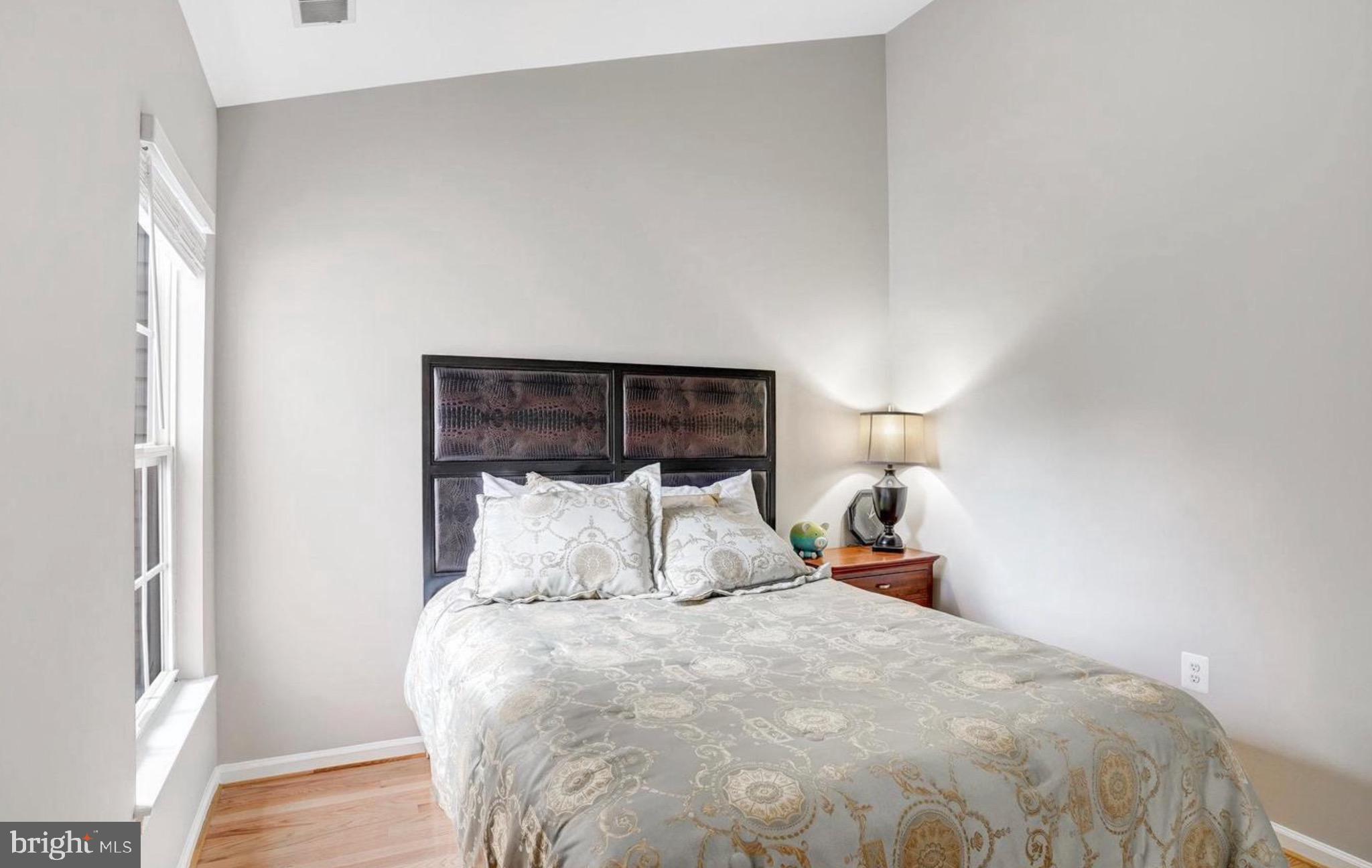 GREENS AT FAIR LAKES - Residential Lease