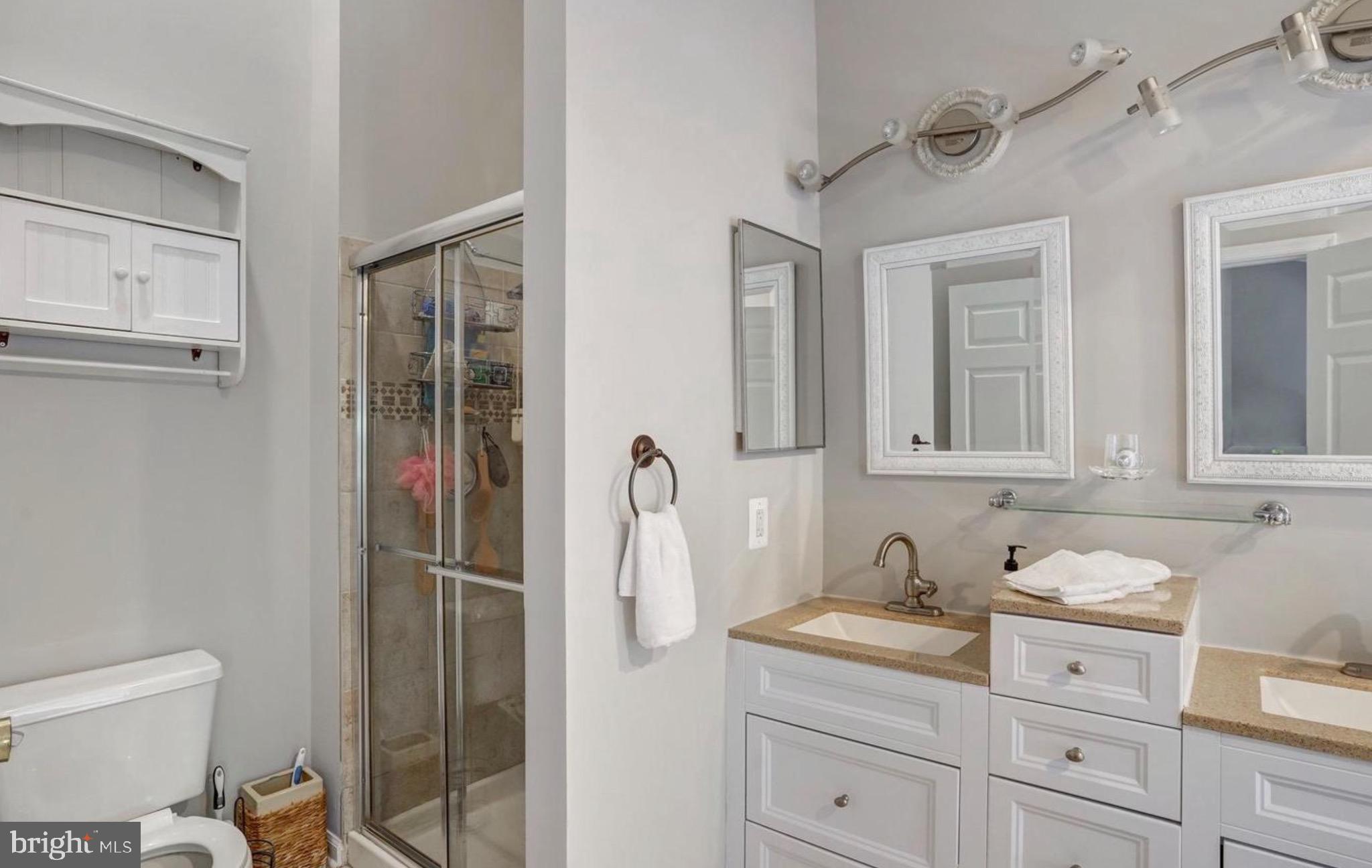 GREENS AT FAIR LAKES - Residential Lease