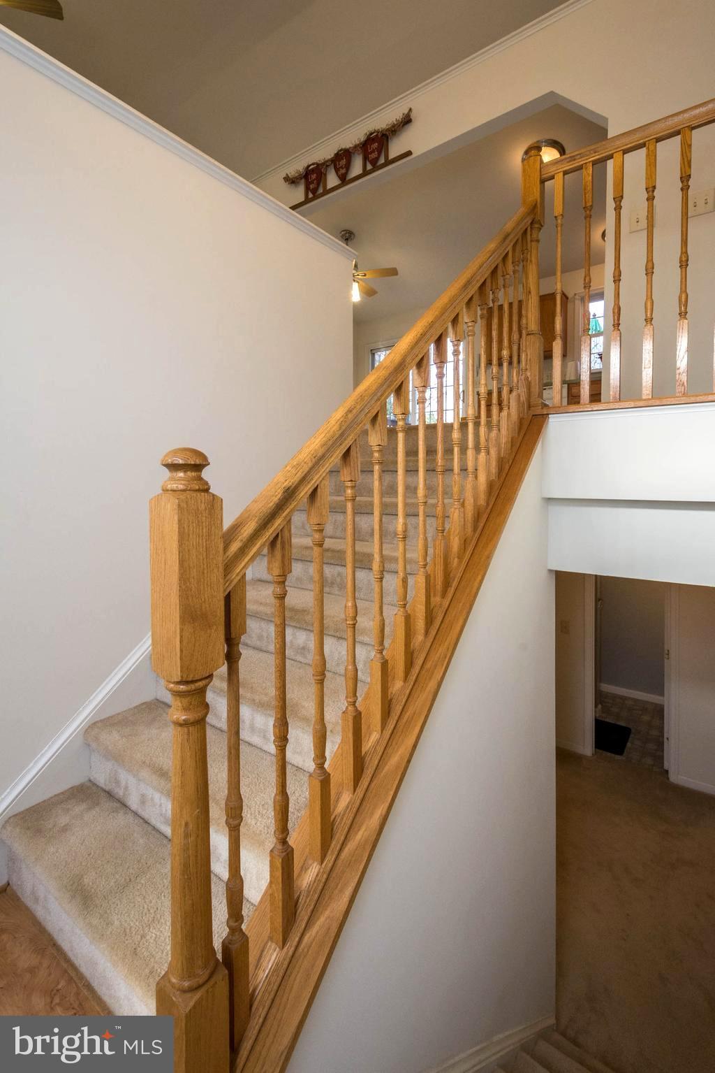 LAKE LAND - Residential