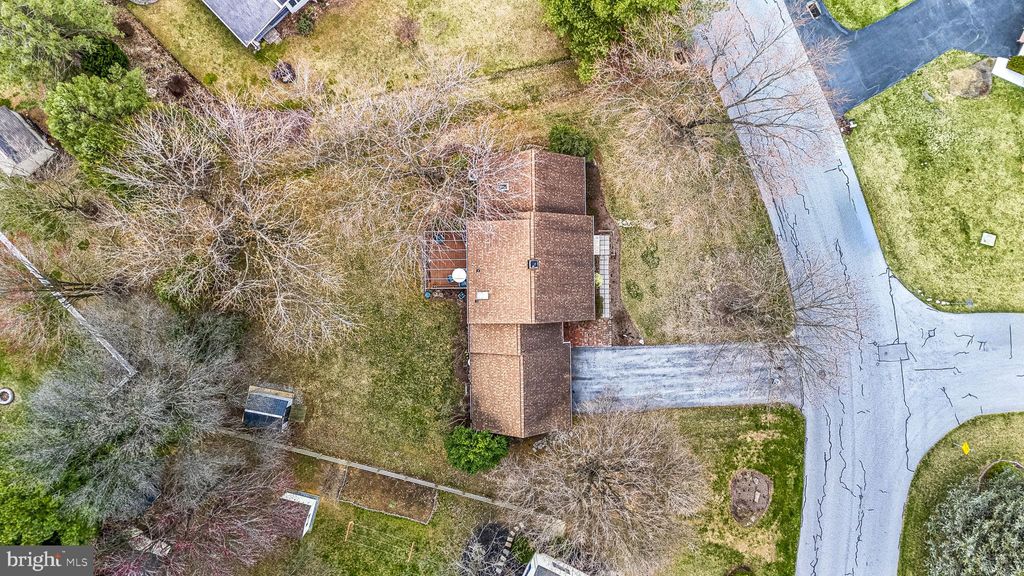 Photo of 558 Crosswinds Drive, LITITZ, PA 17543 (MLS # PALA2066828)