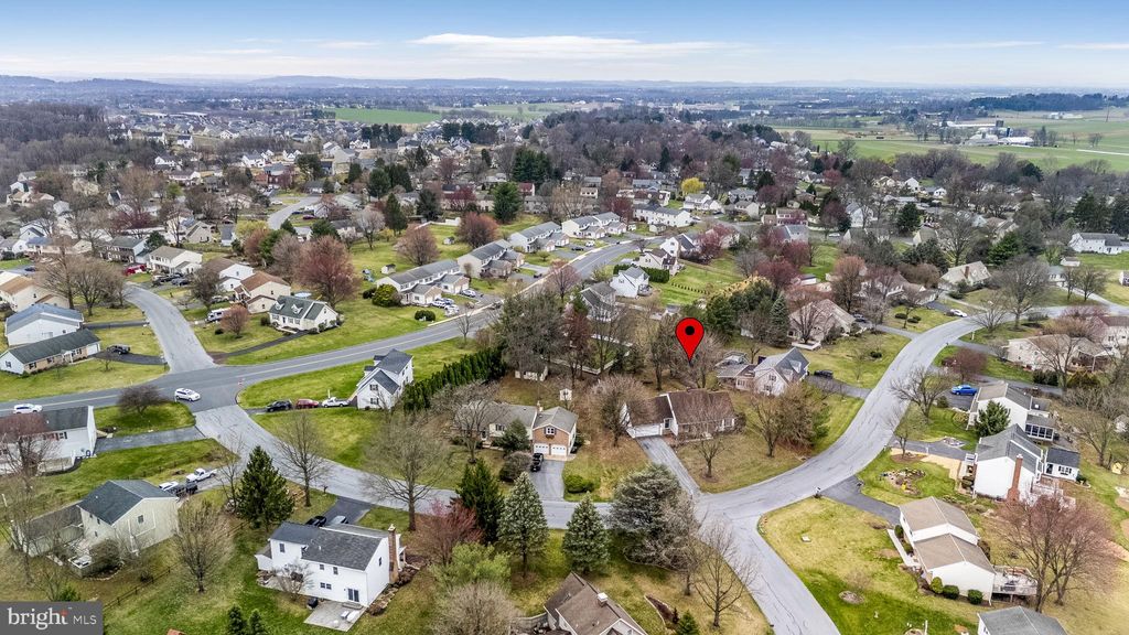 Photo of 558 Crosswinds Drive, LITITZ, PA 17543 (MLS # PALA2066828)