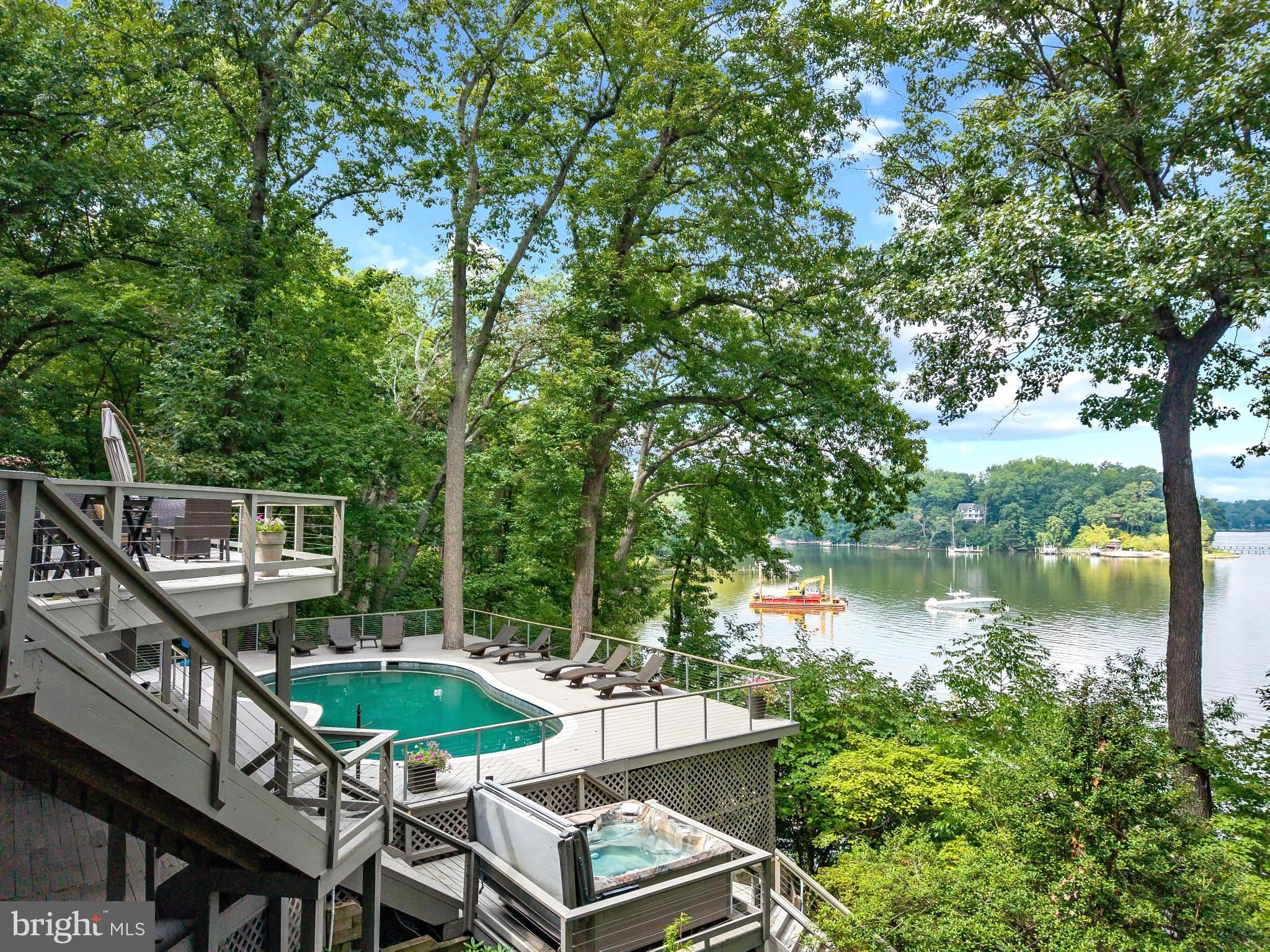 1304 SAINT PAULS WAY