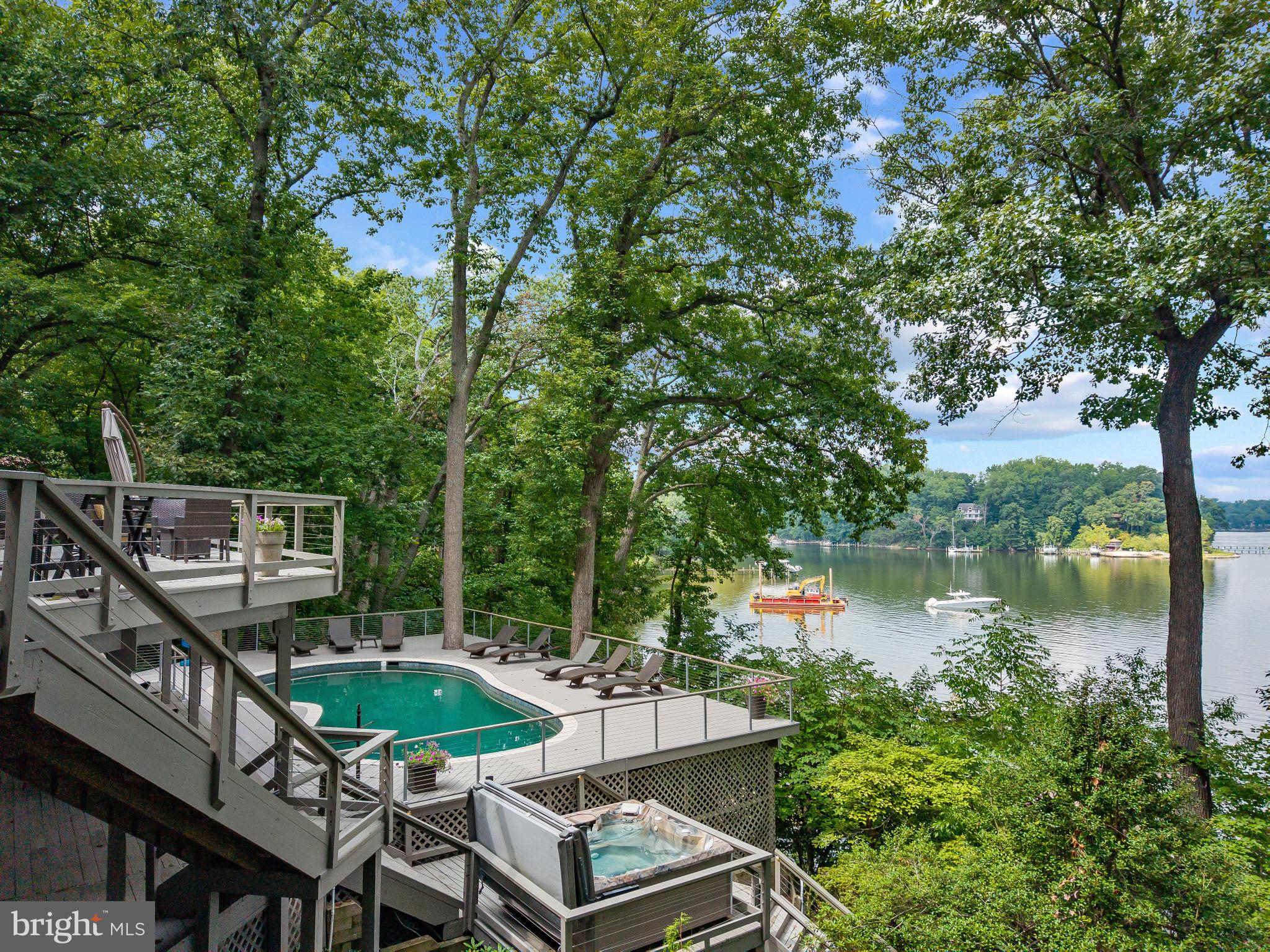 1304 SAINT PAULS WAY