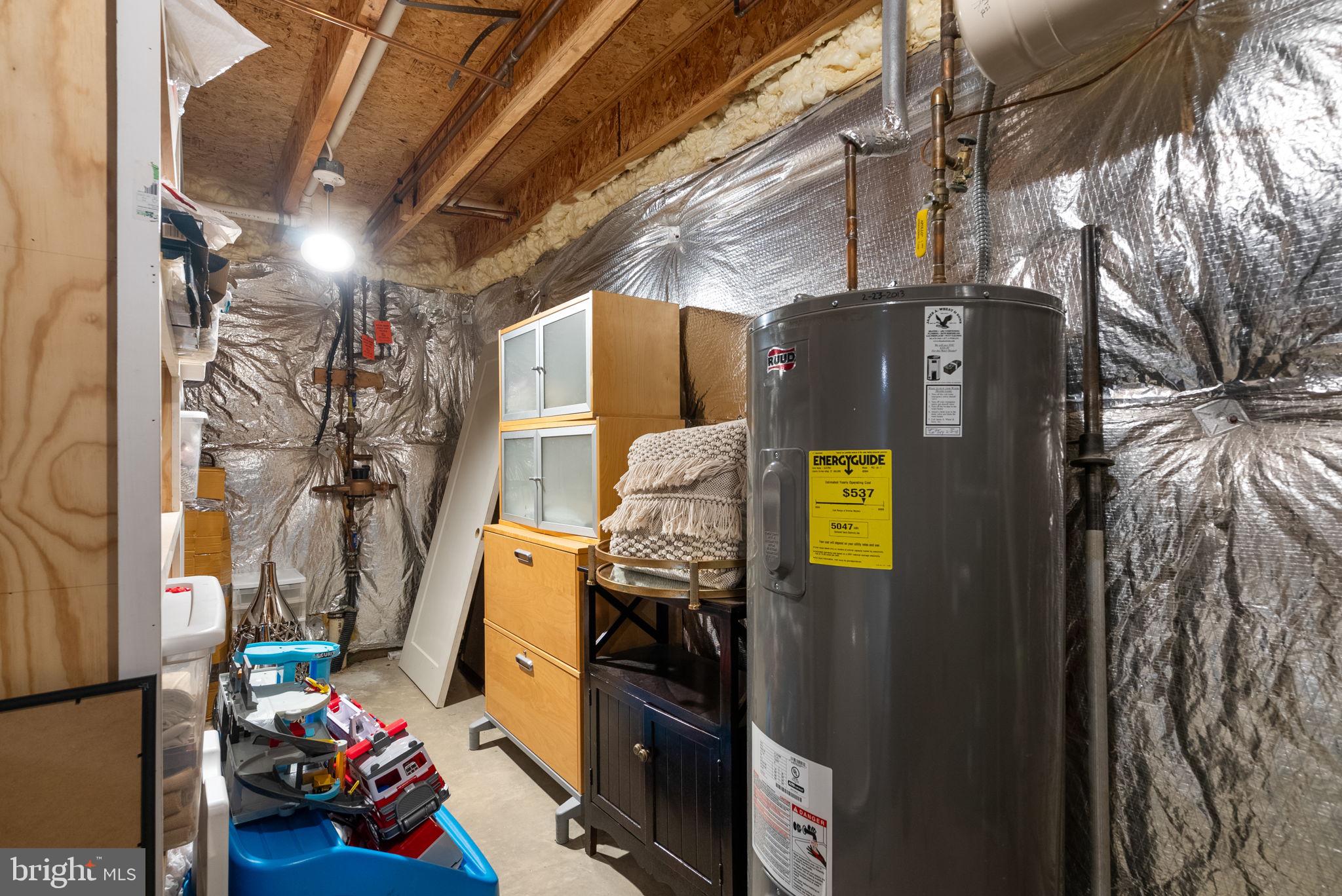 NAPLES MANOR - Residential