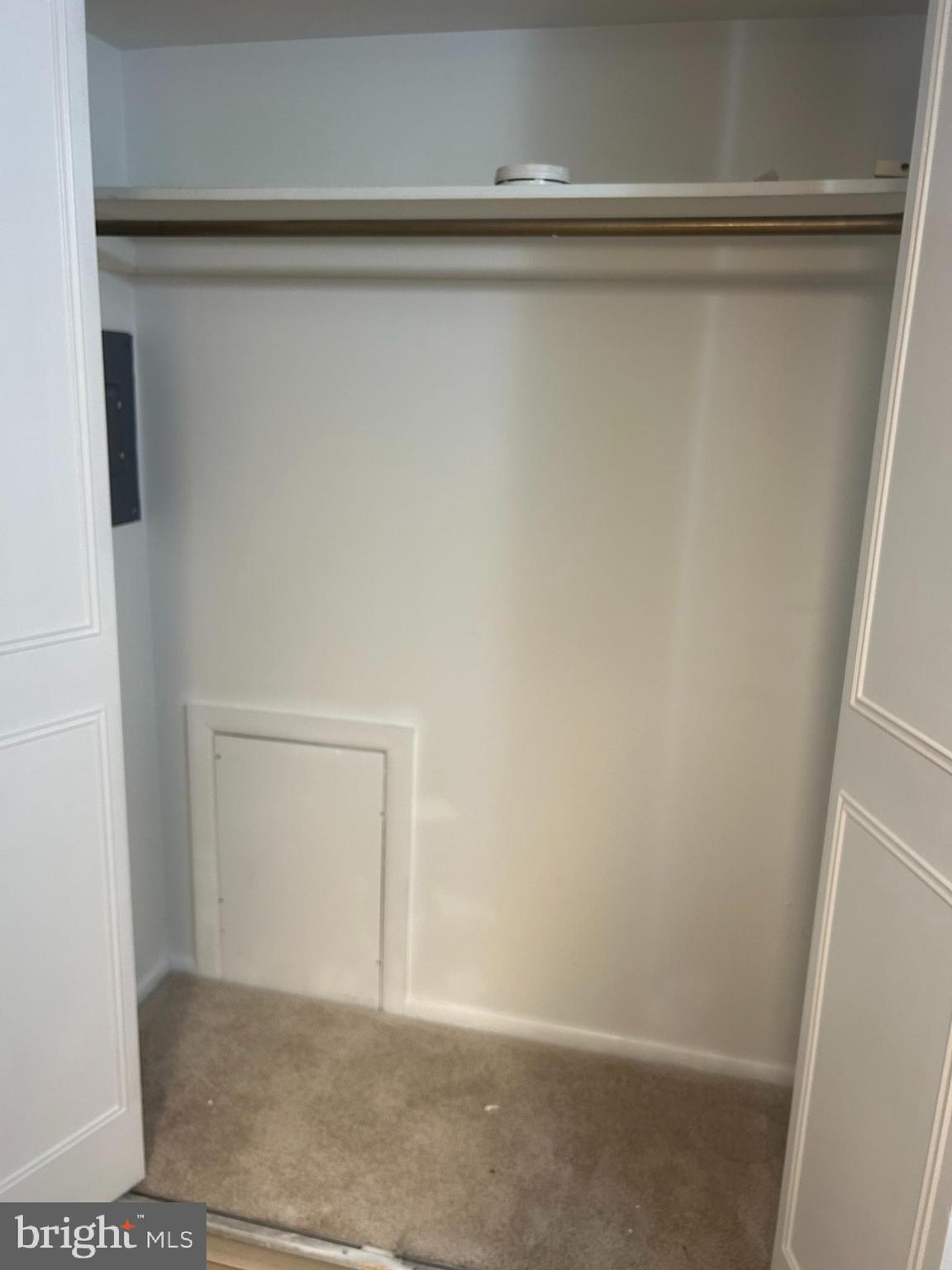 BEAVER HILL - Residential Lease