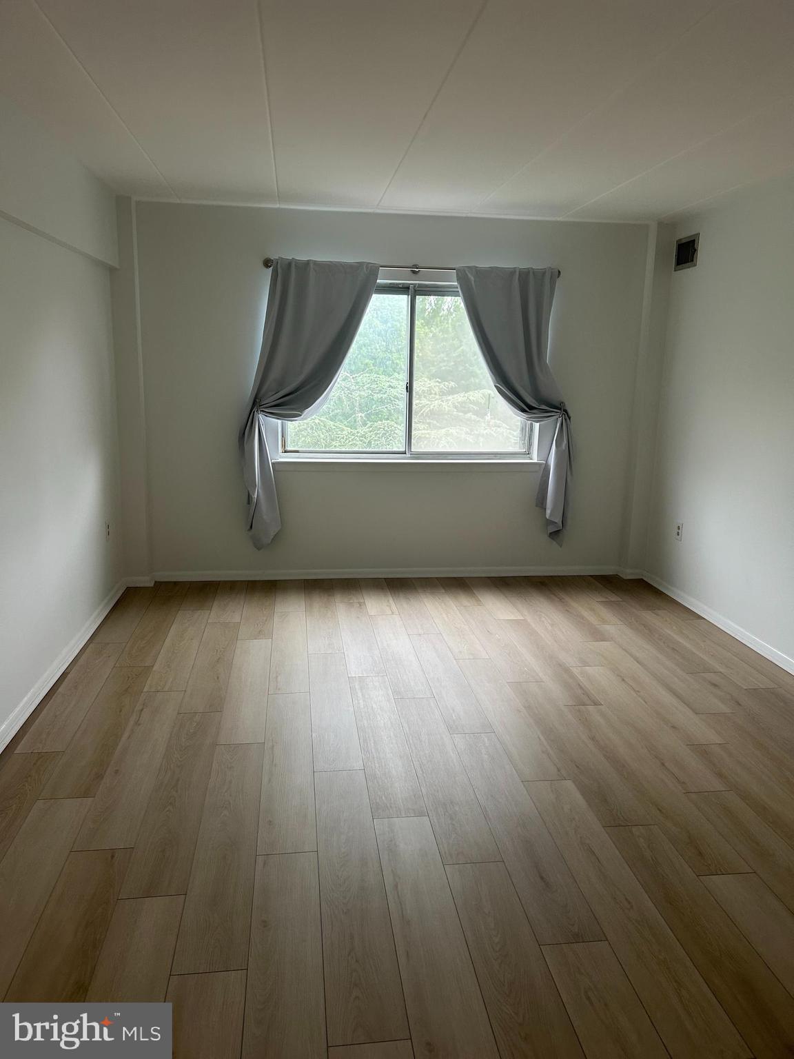 BEAVER HILL - Residential Lease