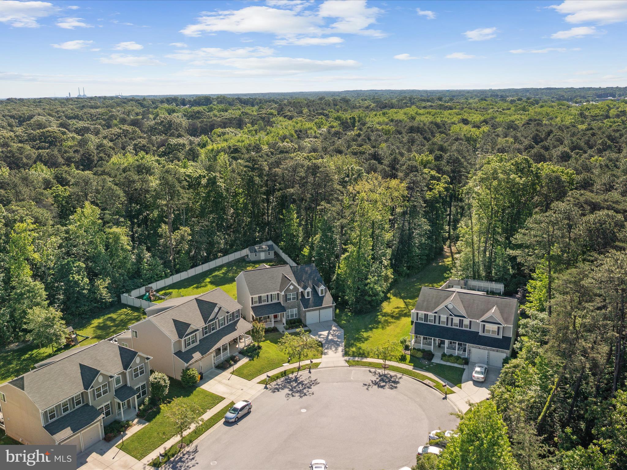 BROOKWOOD RUN - Residential