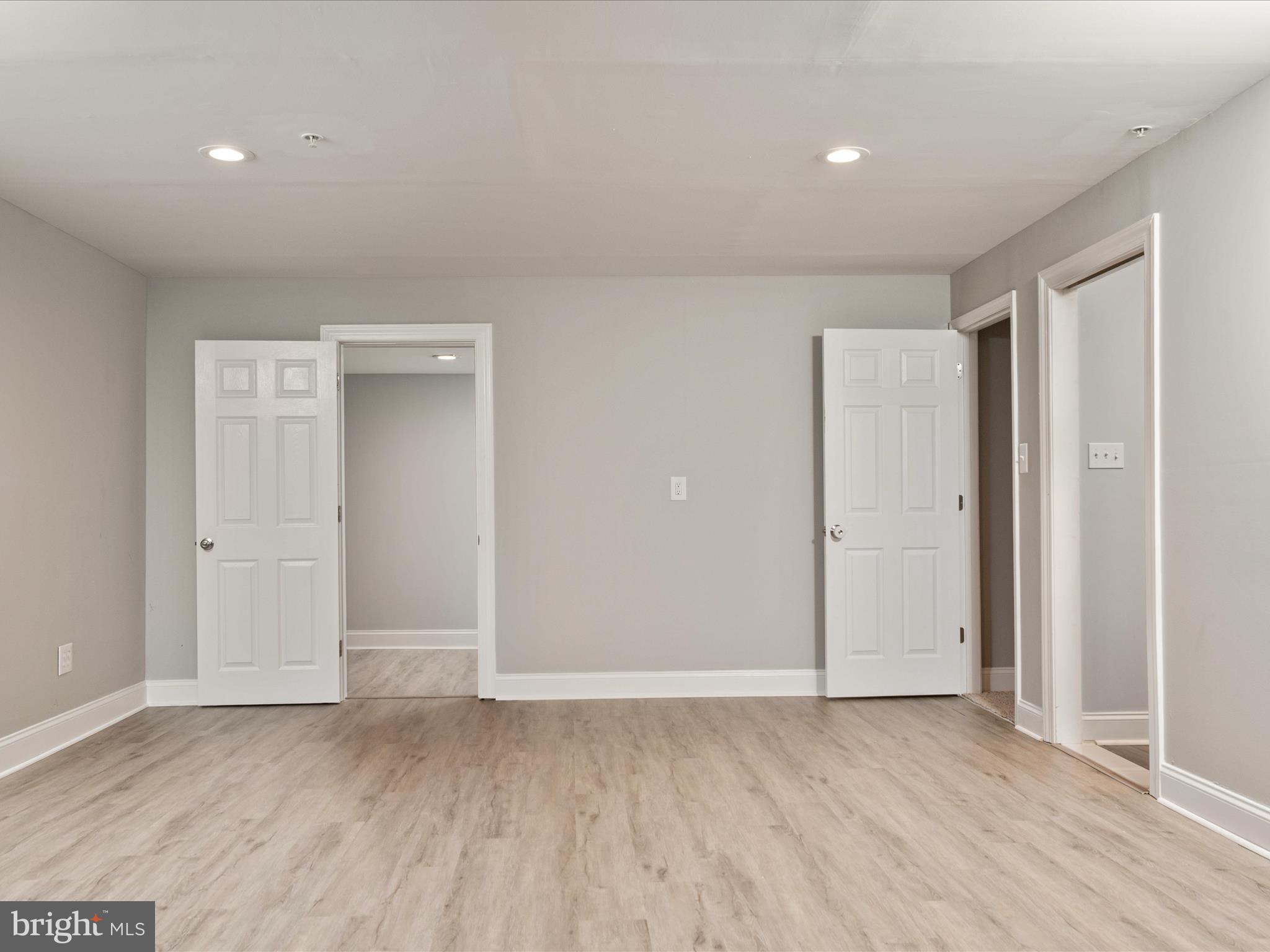 BROOKWOOD RUN - Residential