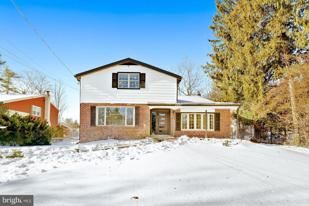 Photo of 826 Pardee Lane, WYNCOTE, PA 19095 (MLS # PAMC2165600)