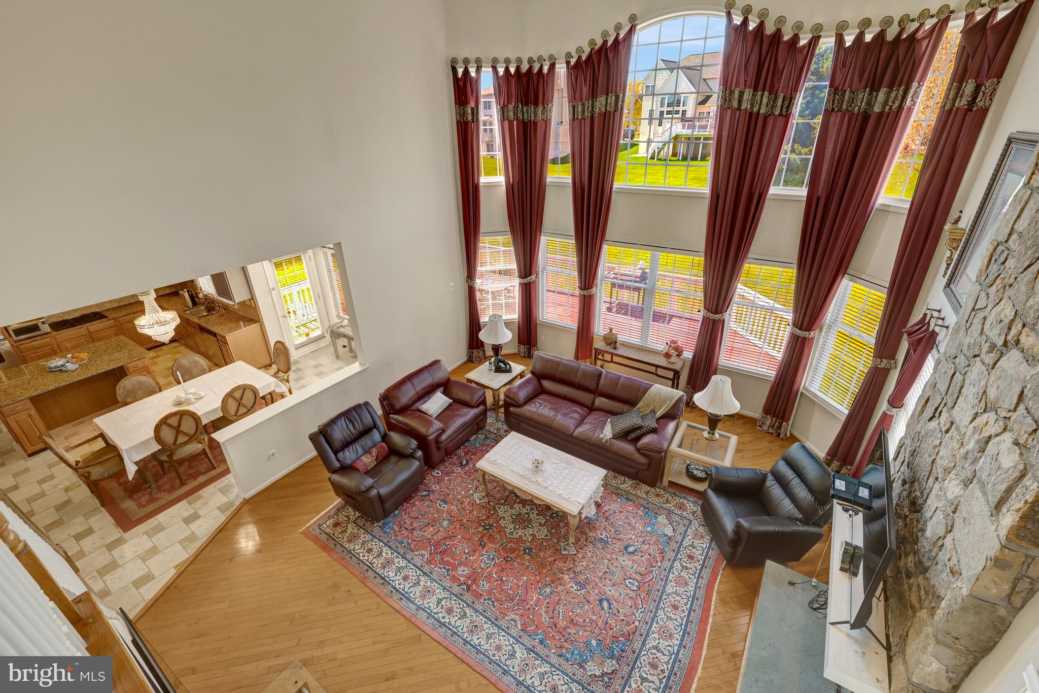 LOUDOUN VALLEY ESTATES - Residential