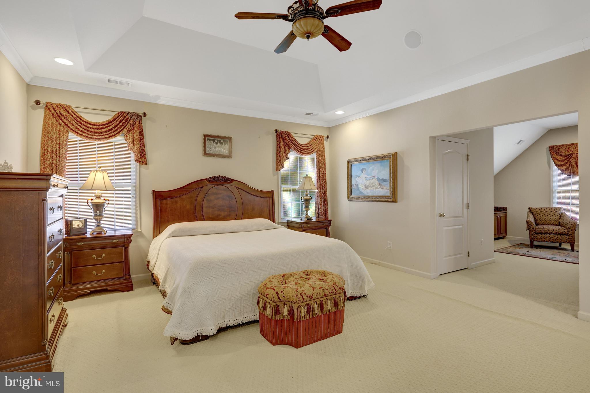 LOUDOUN VALLEY ESTATES - Residential