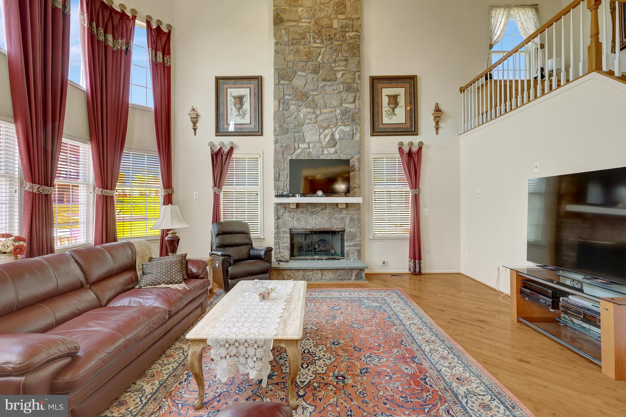 LOUDOUN VALLEY ESTATES - Residential