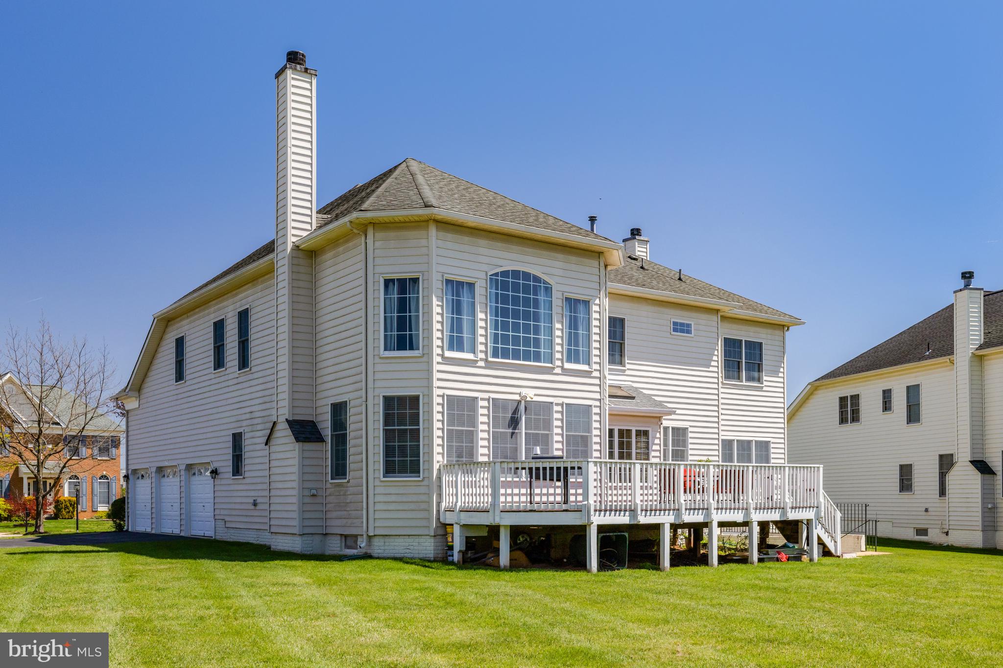 LOUDOUN VALLEY ESTATES - Residential