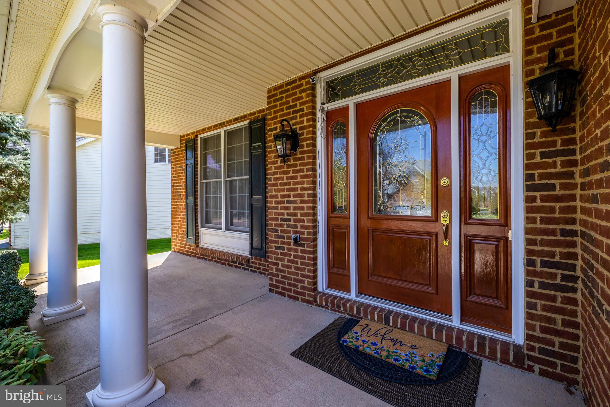 LOUDOUN VALLEY ESTATES - Residential