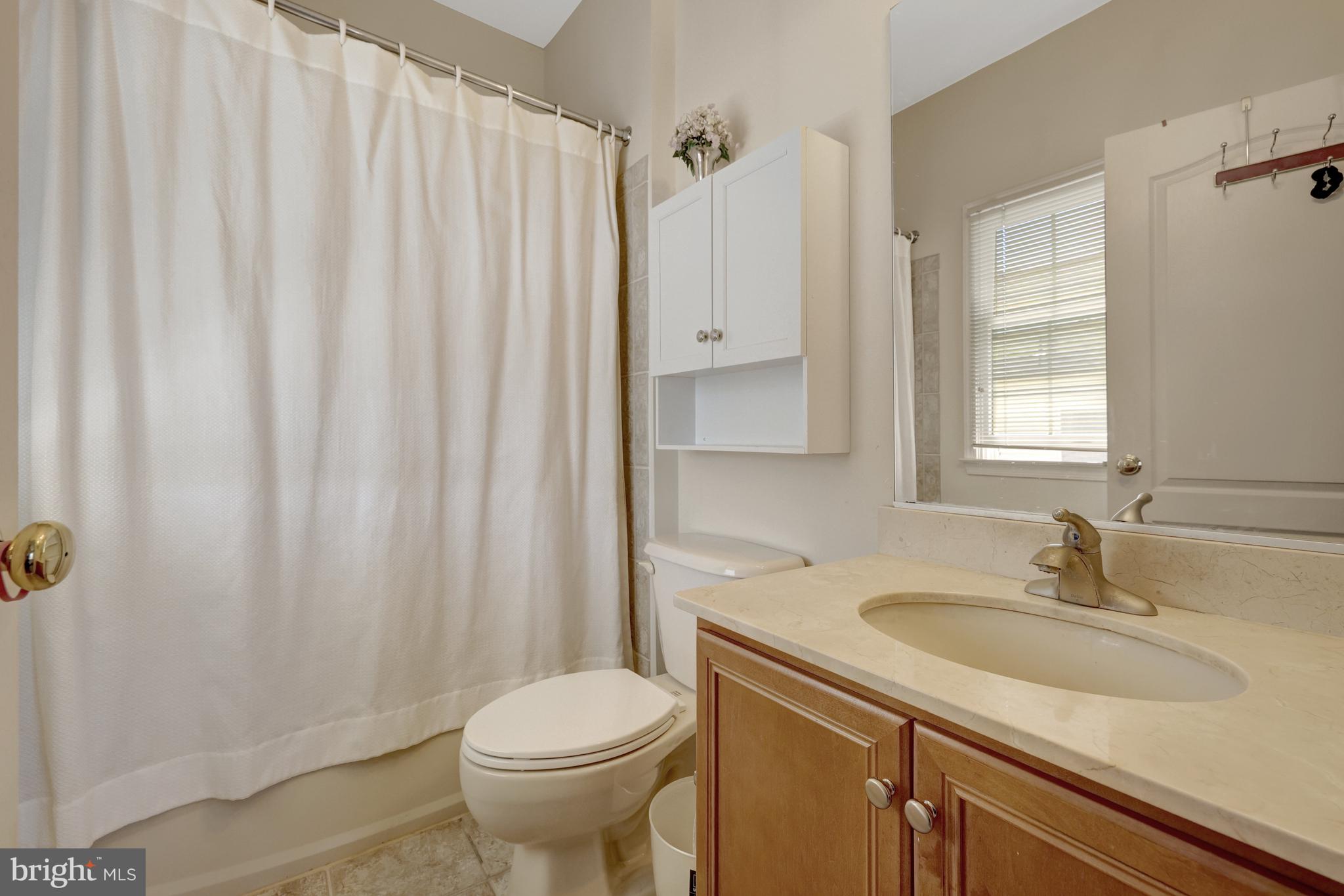 LOUDOUN VALLEY ESTATES - Residential