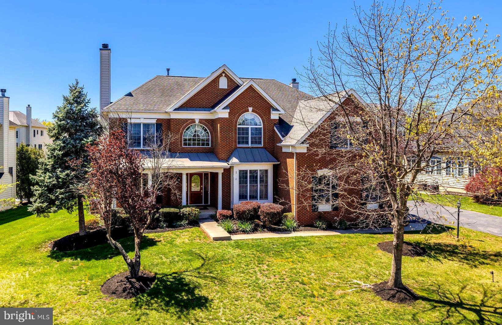 LOUDOUN VALLEY ESTATES - Residential