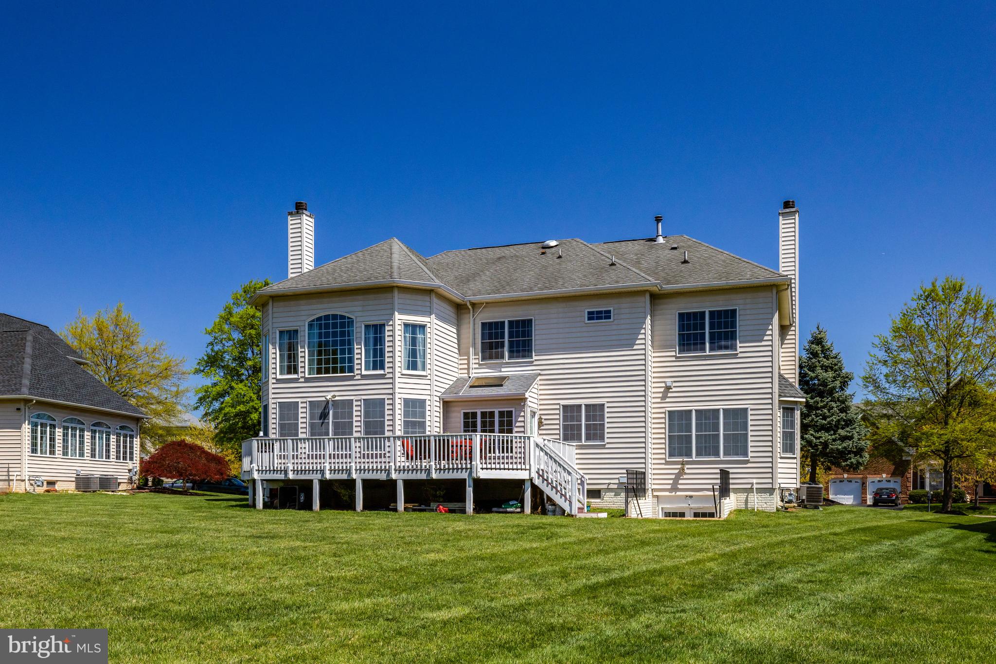 LOUDOUN VALLEY ESTATES - Residential