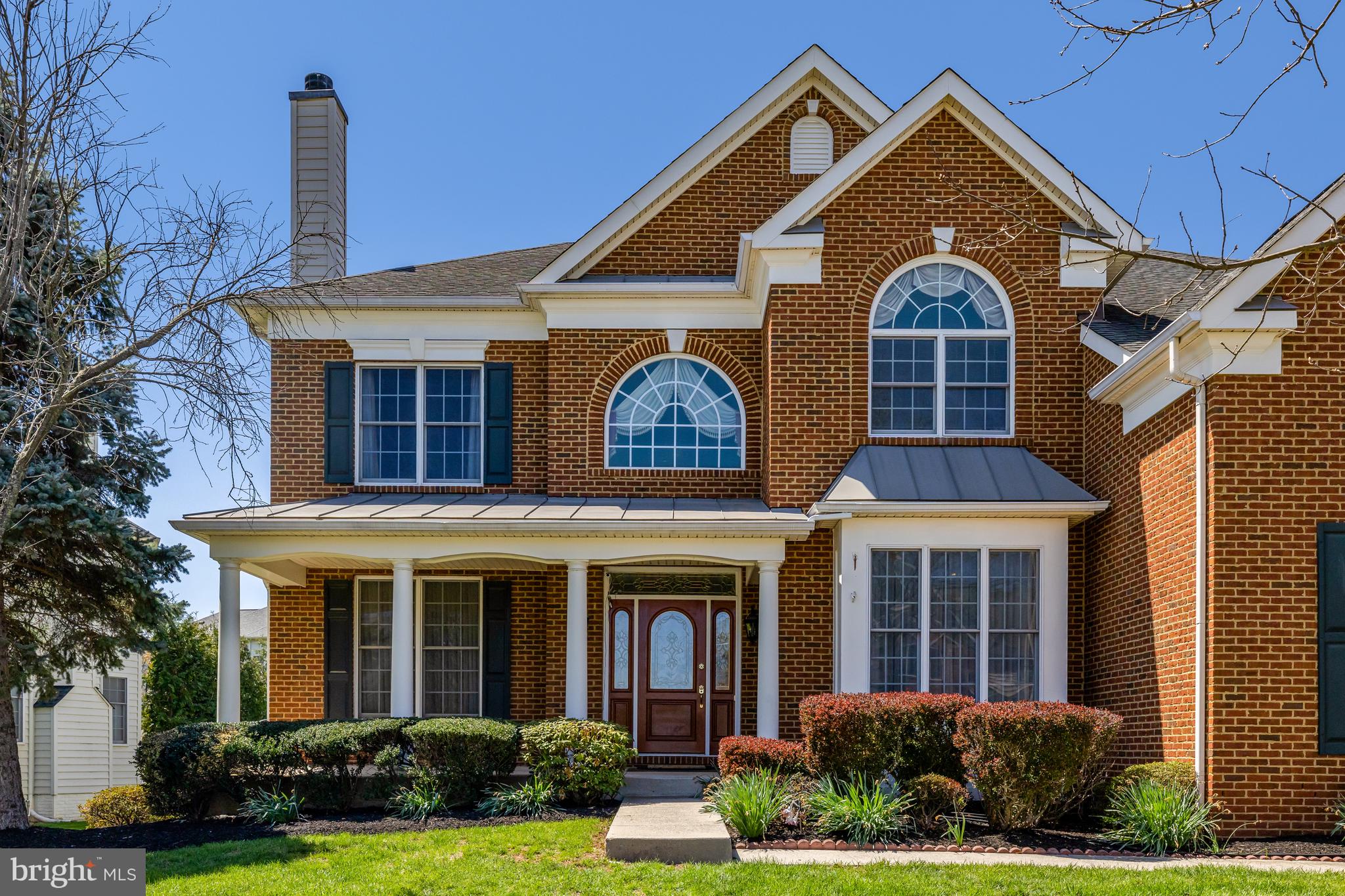 LOUDOUN VALLEY ESTATES - Residential