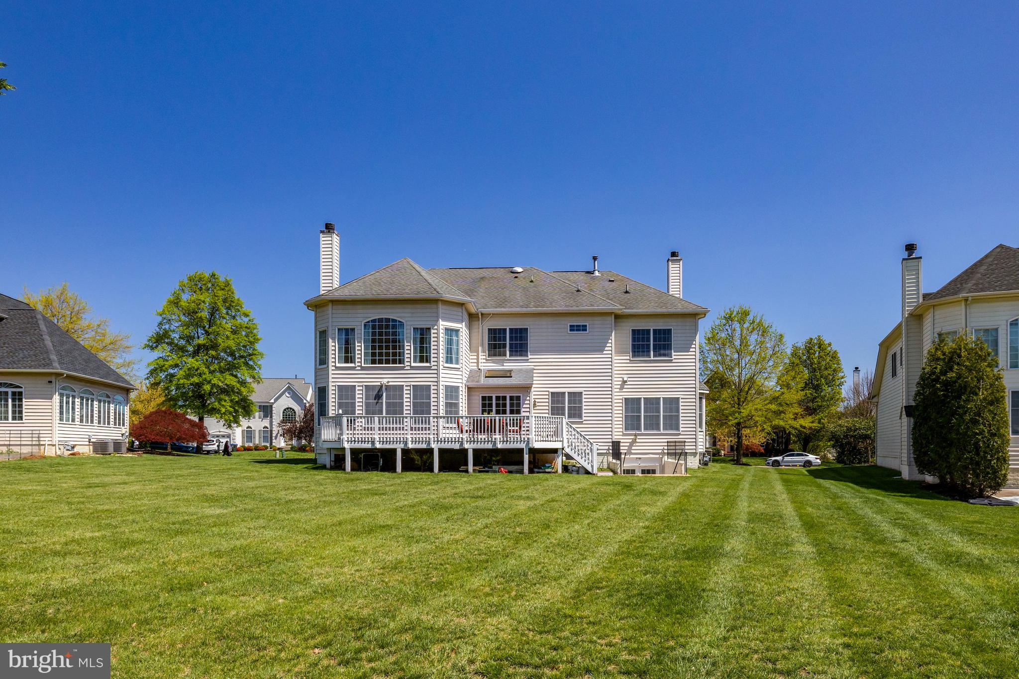 LOUDOUN VALLEY ESTATES - Residential