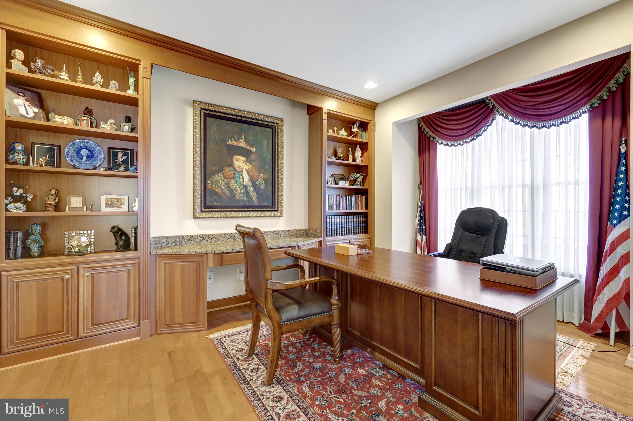 LOUDOUN VALLEY ESTATES - Residential