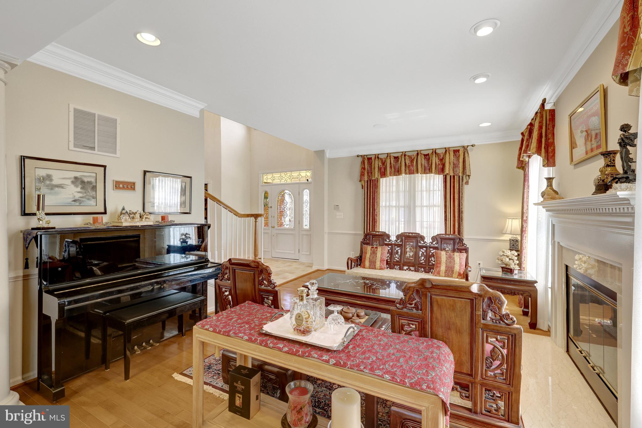 LOUDOUN VALLEY ESTATES - Residential