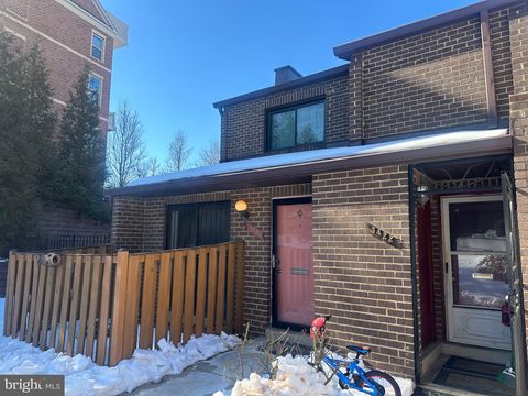 3422 SUMMIT COURT NE WASHINGTON DC 20018