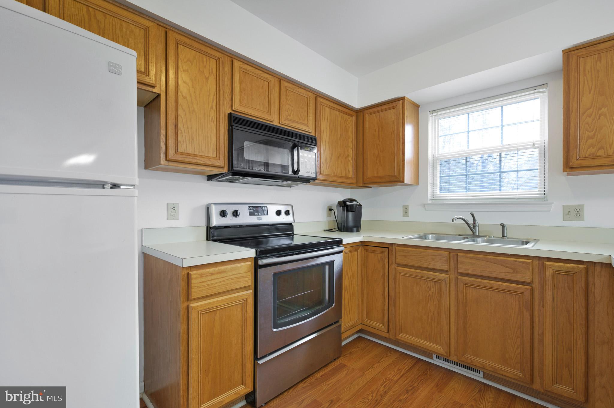 BUTTONWOODS - Residential