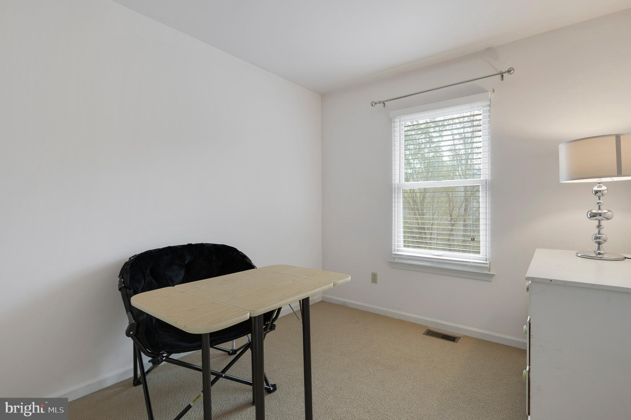 BUTTONWOODS - Residential