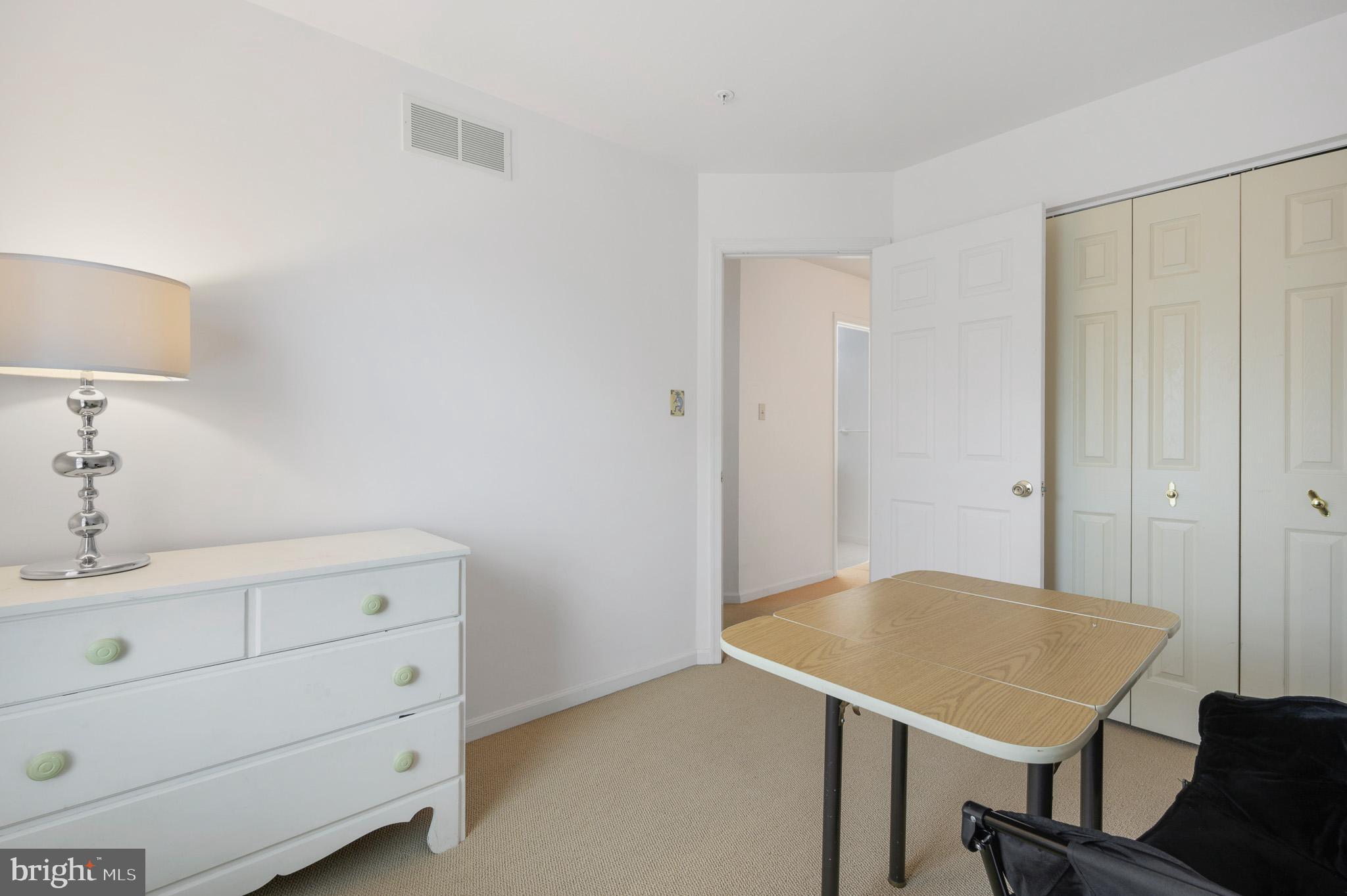 BUTTONWOODS - Residential