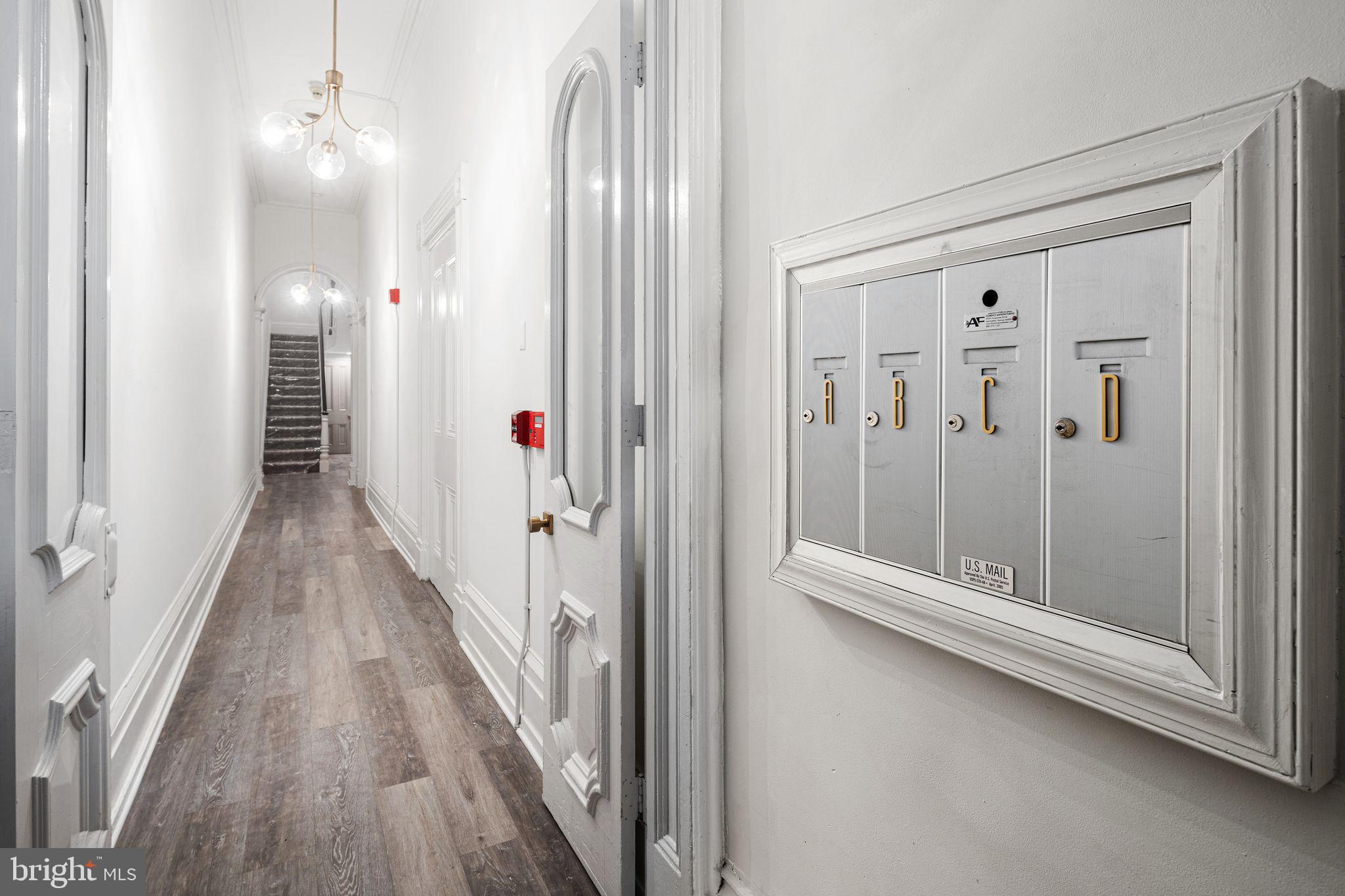 WASHINGTON SQ WEST - Residential