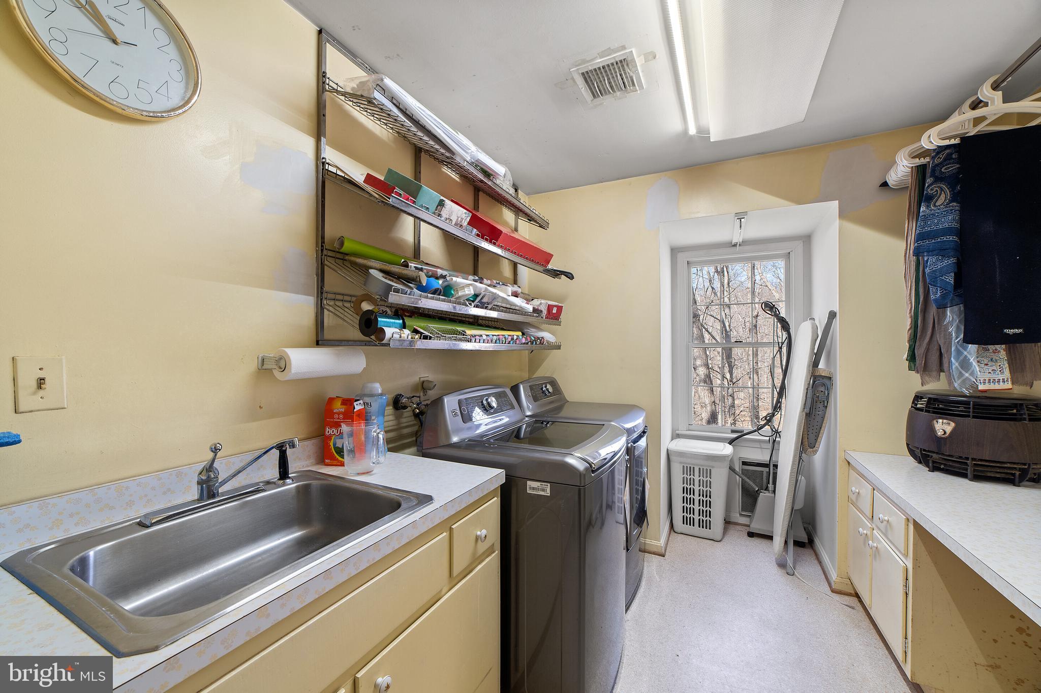 IVAKOTA FARM - Residential