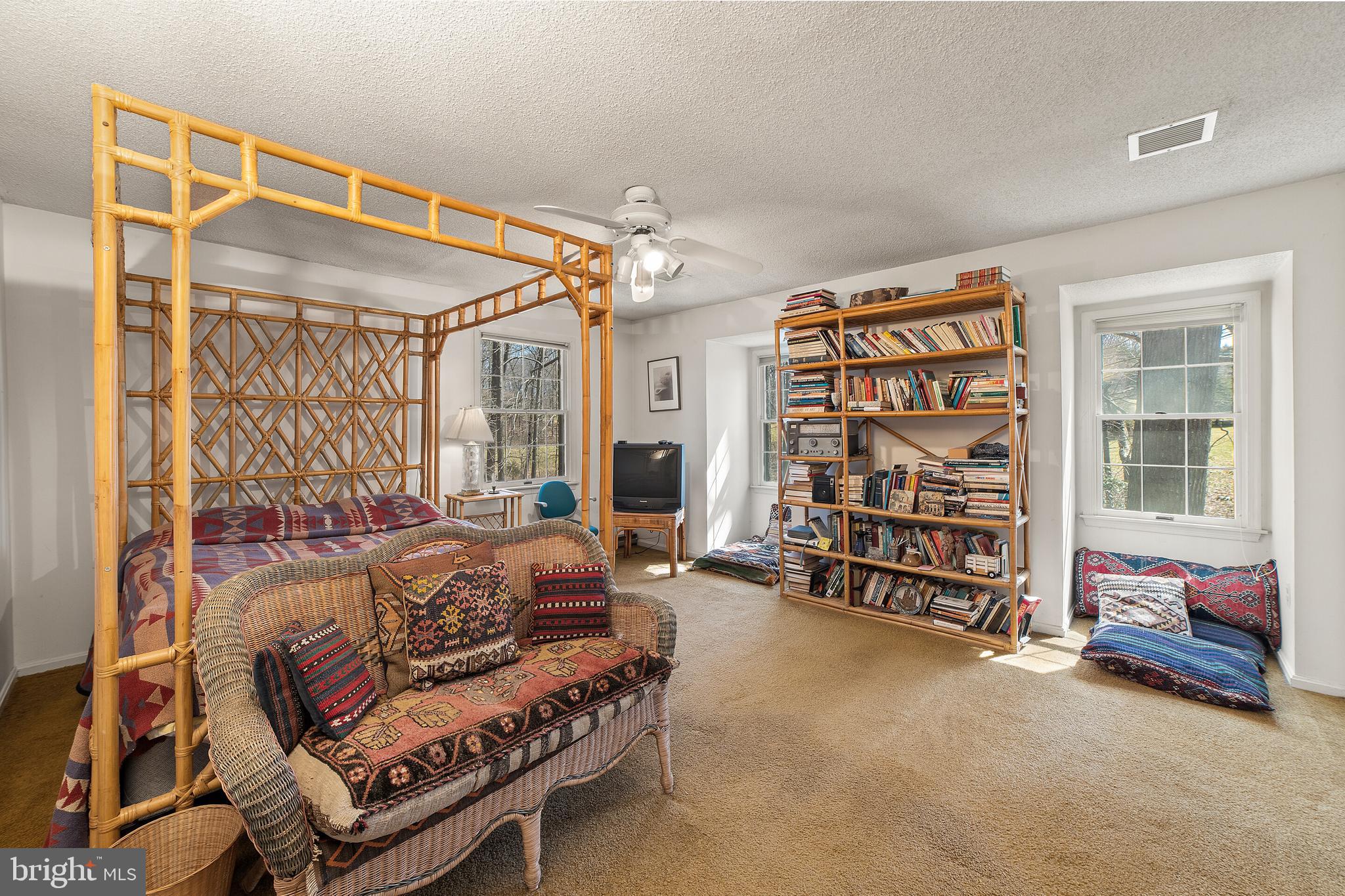 IVAKOTA FARM - Residential