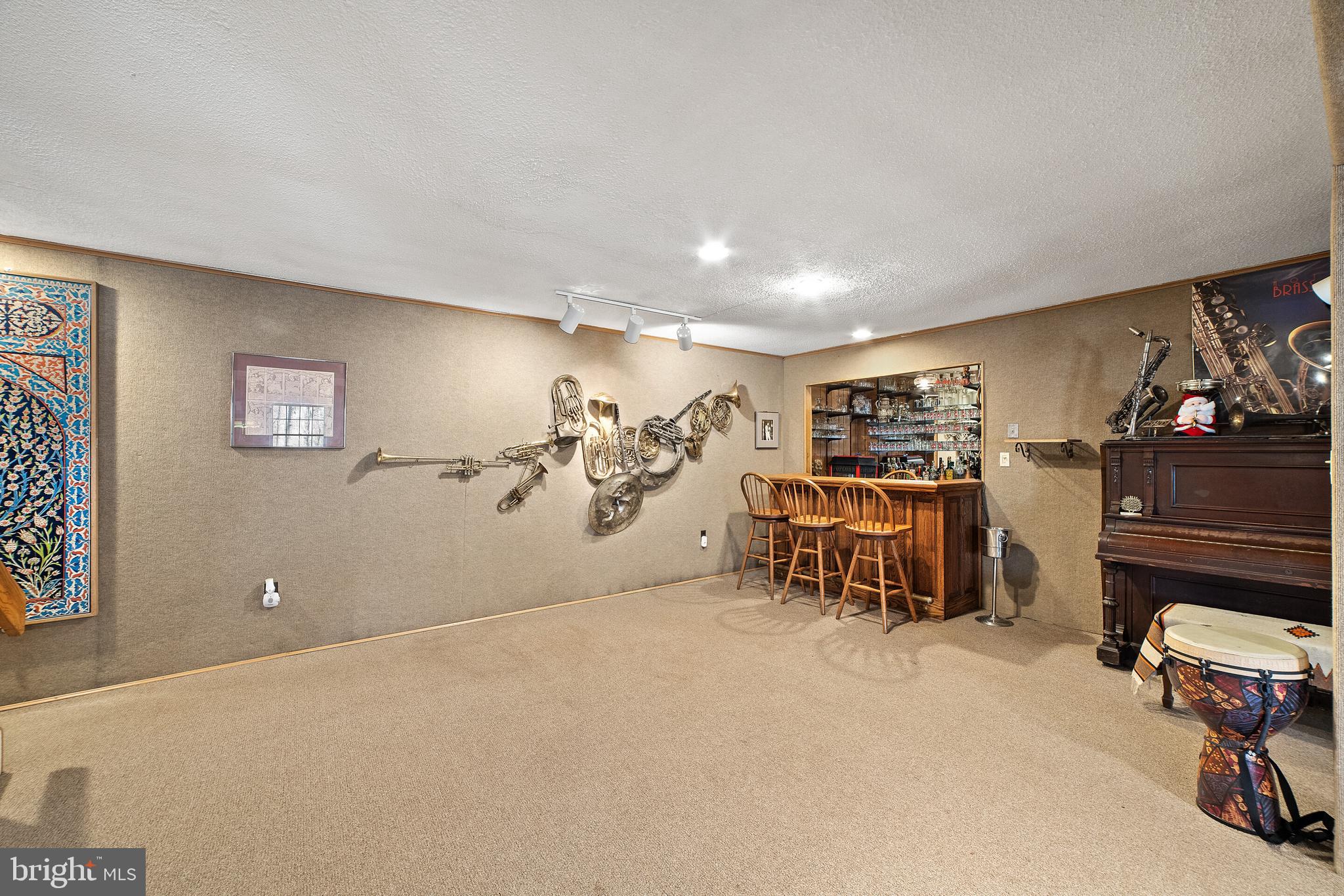 IVAKOTA FARM - Residential